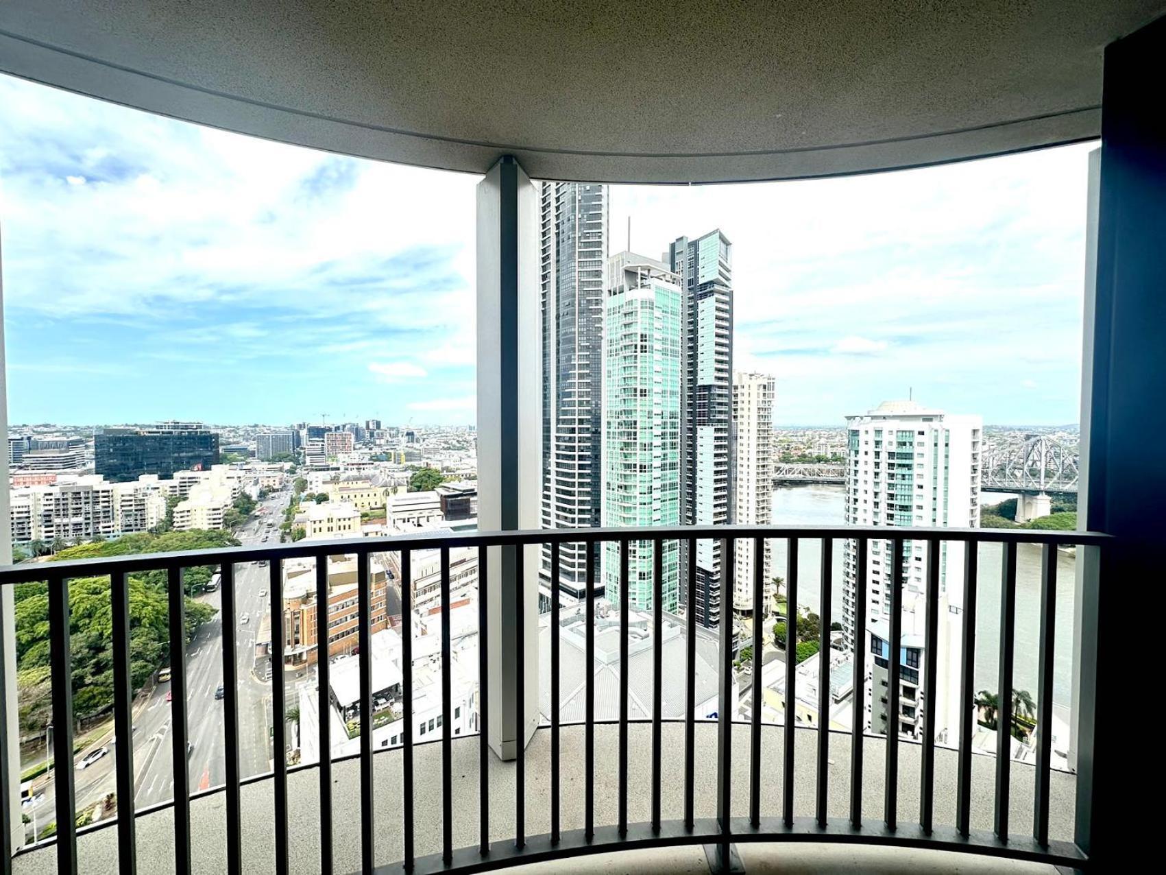 Apartment Spire Residences By The Spire Manager