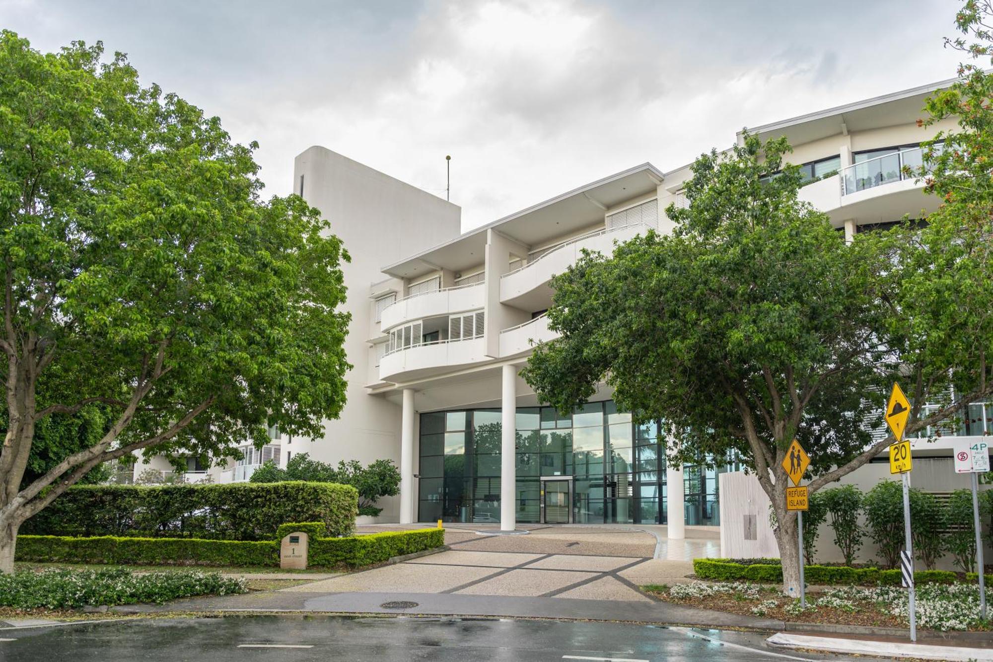 Riverside Retreat! Beautiful Water Views! - New Farm * Brisbane