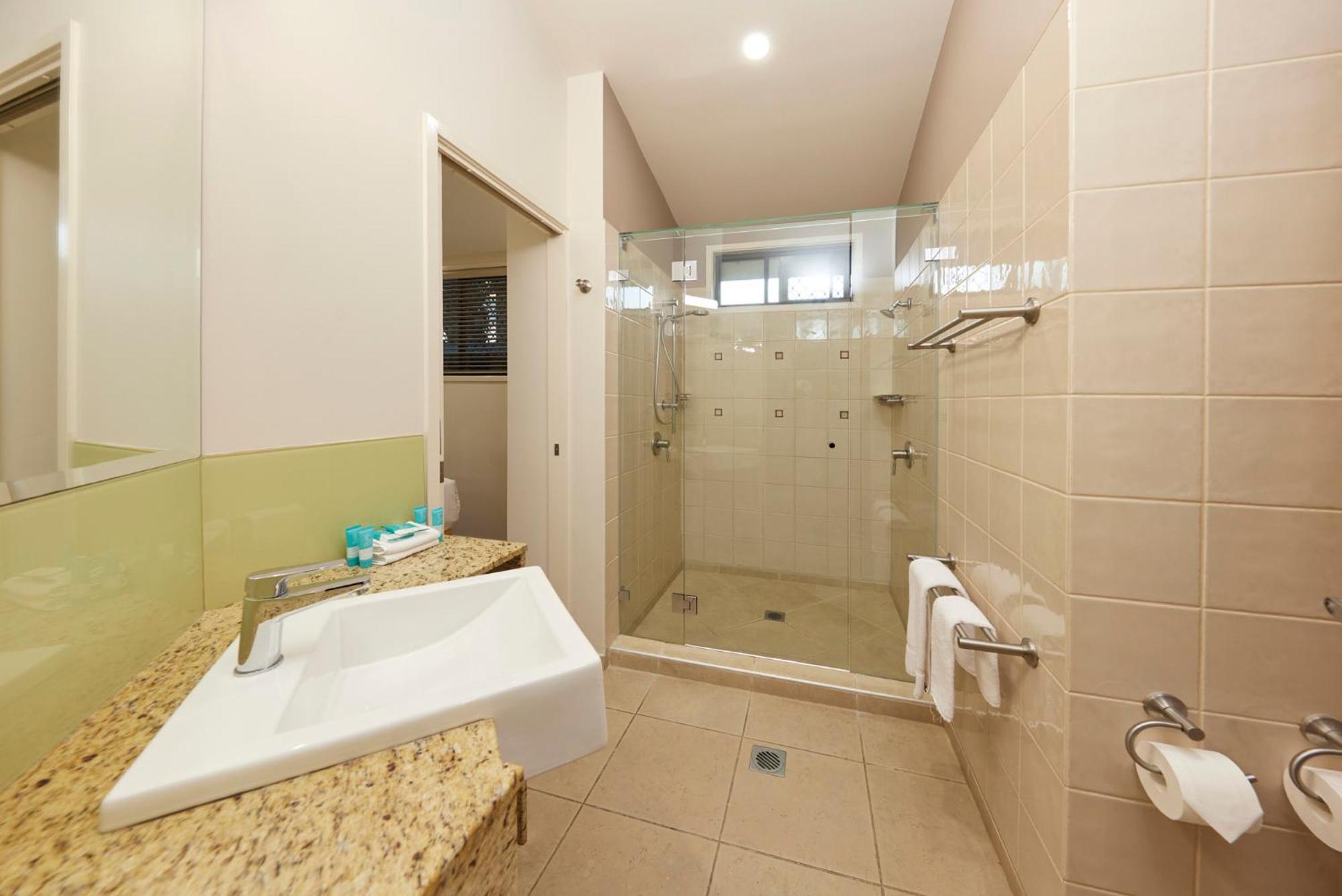 Village 4* Brisbane
