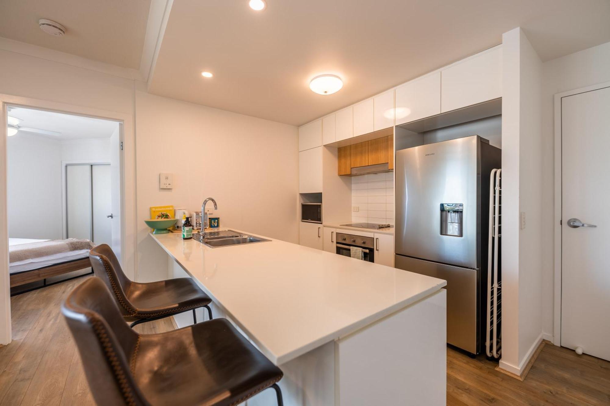 Tranquil 2-bed Inner City Retreat With Parking
