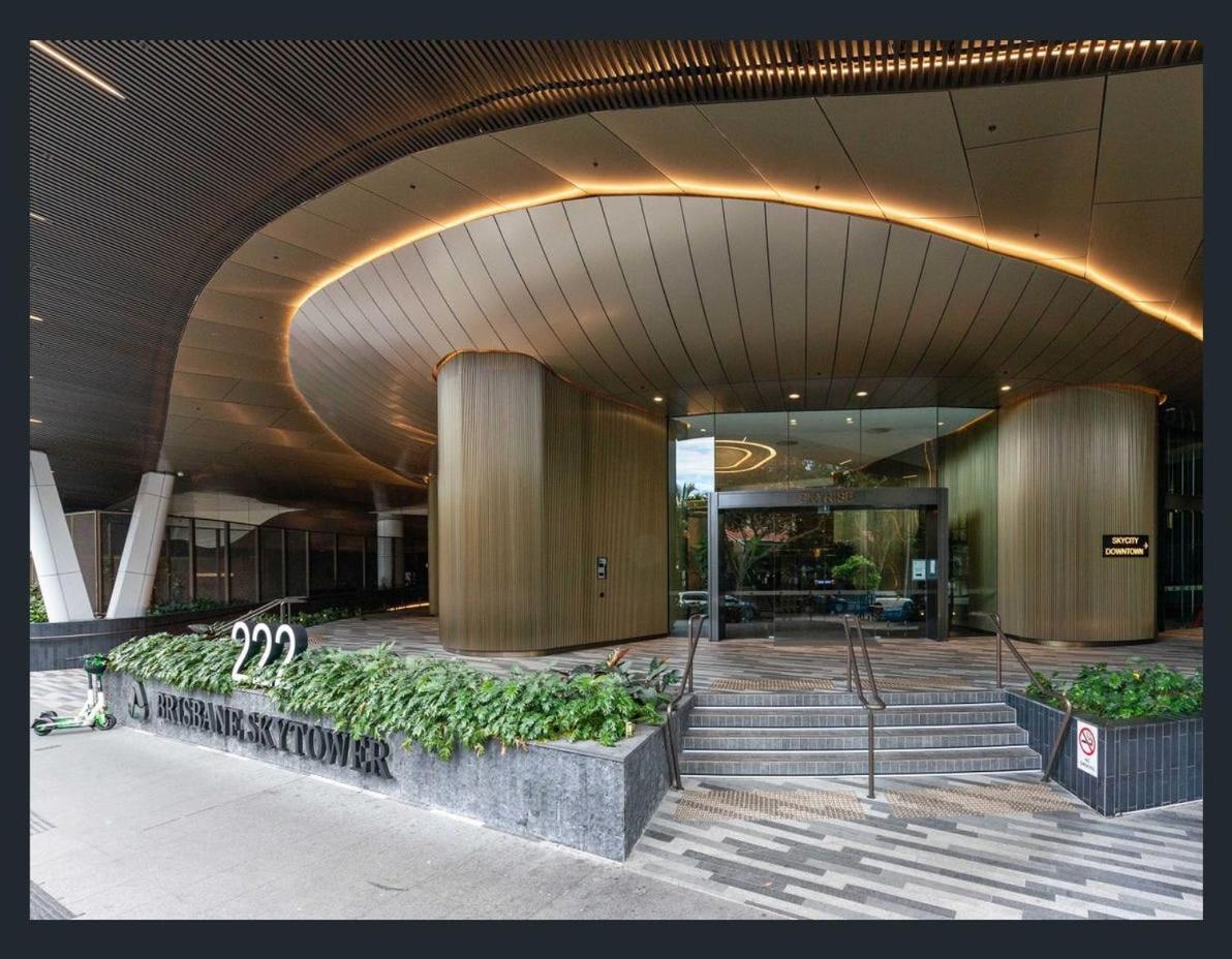 2 Bed 2 Bath In Cbd With Car Park Apartamento Brisbane