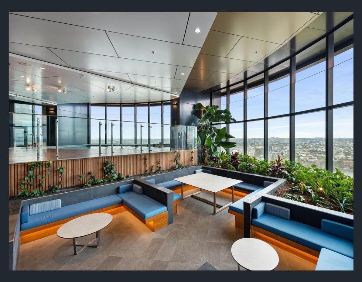 2 Bed 2 Bath In Cbd With Car Park Brisbane