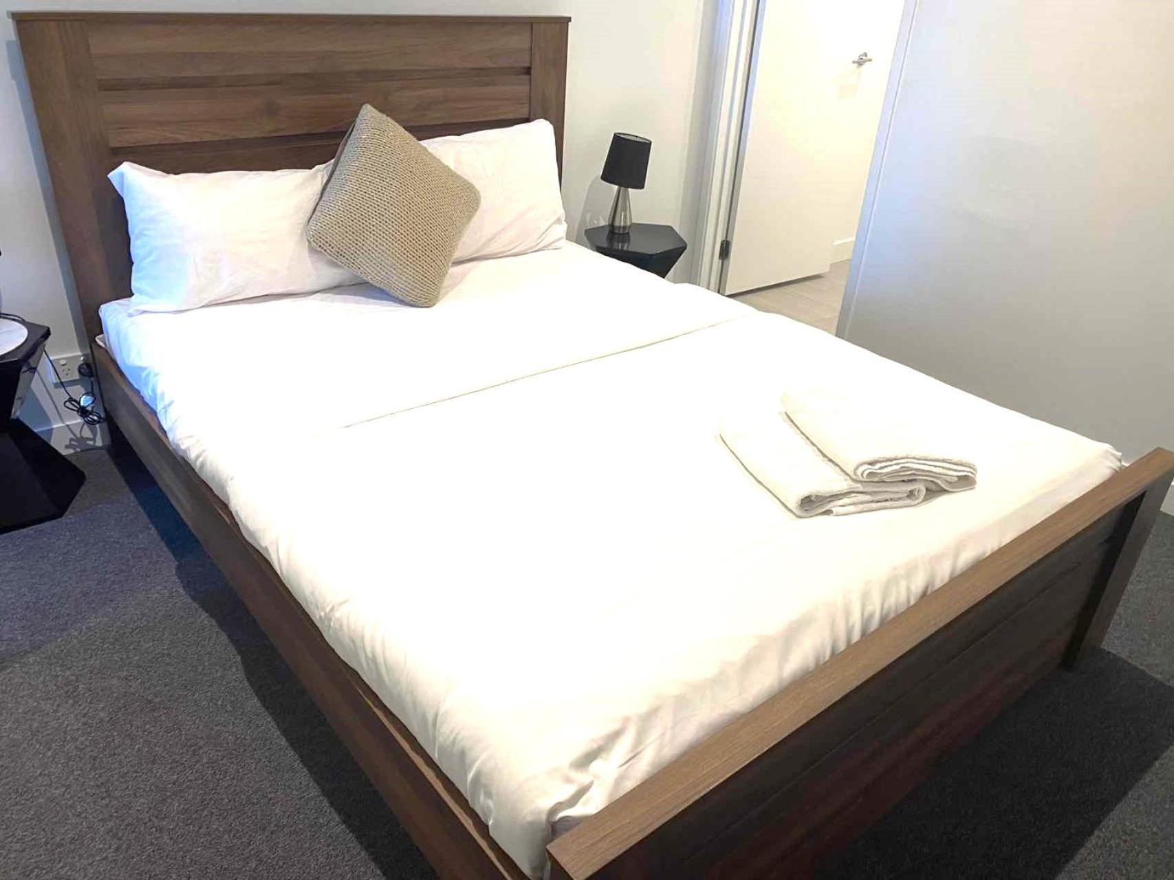 Kozyguru Fortitude Valley High Level 2 Bed + Free Parking Qfv179-2612 *