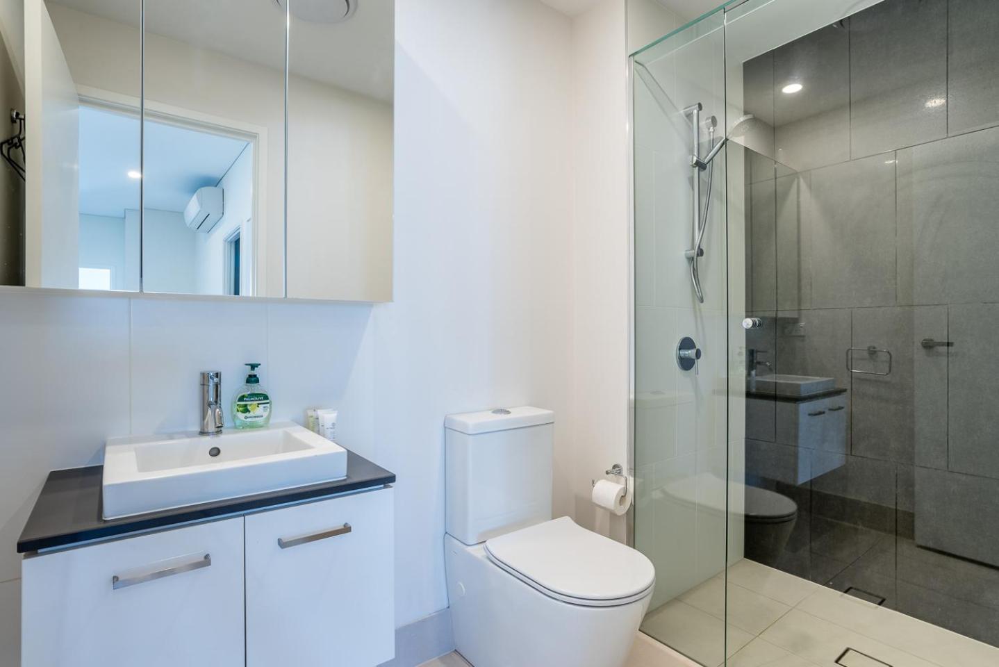 Comfort Two Bedroom With Free Parking In Valley