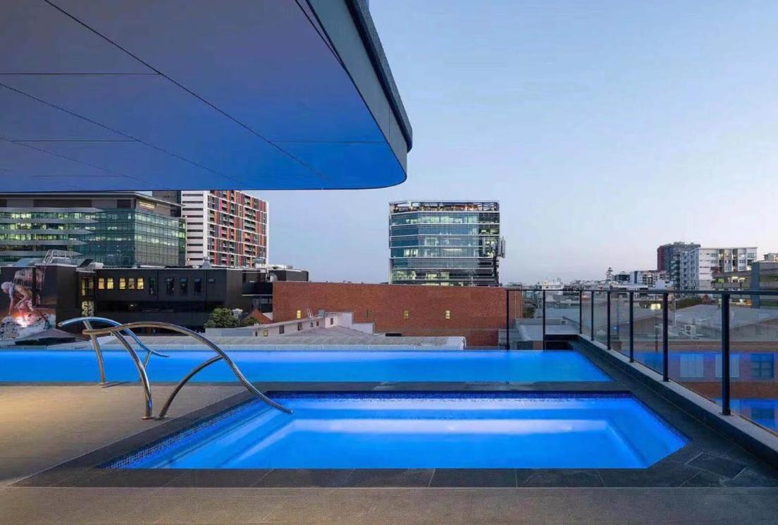 Apartment Heart Of The Valley Chic High Level 2br *