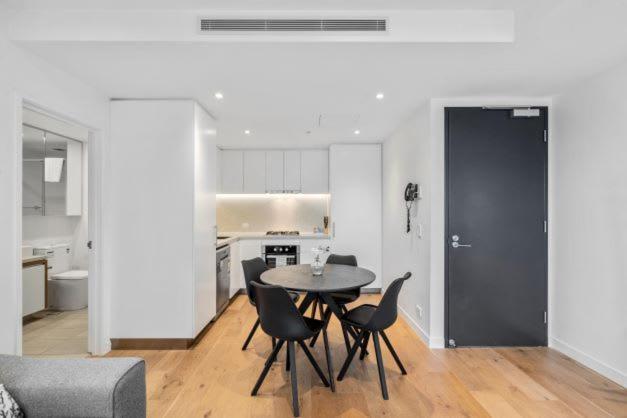 Amazing 1br W Pool Apartment