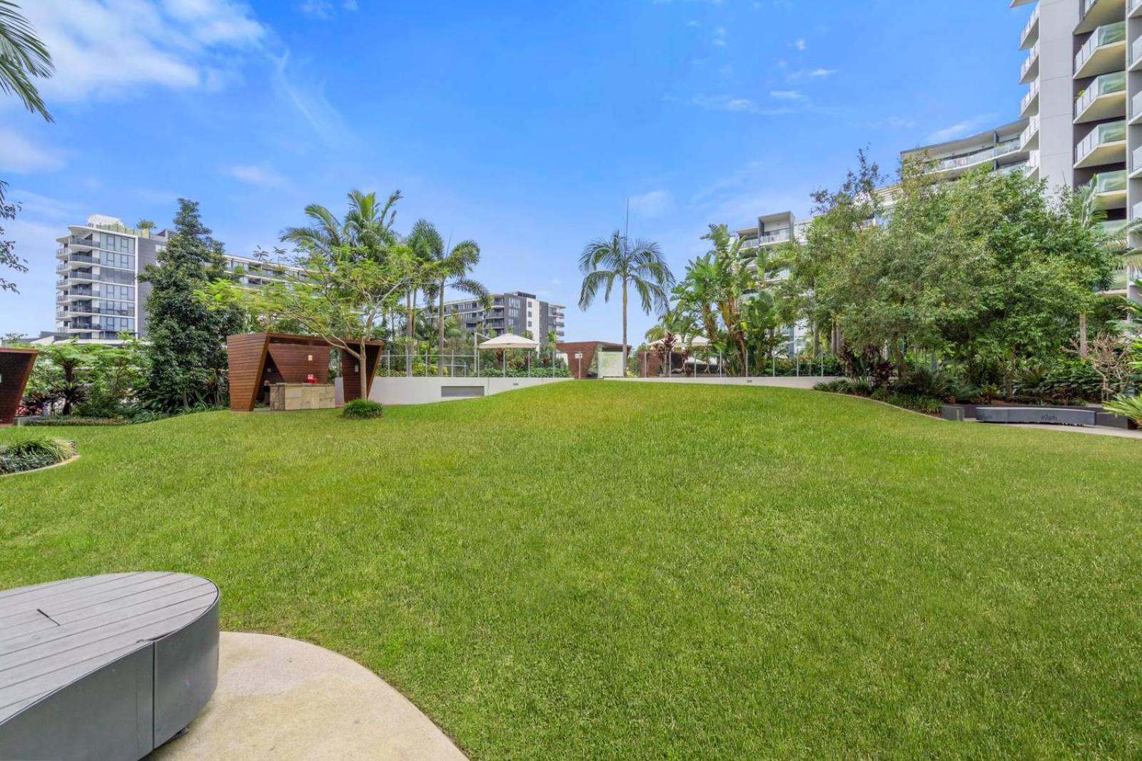 Apartamento Modern Riverside Oasis - Gym Pool Wifi & Parking