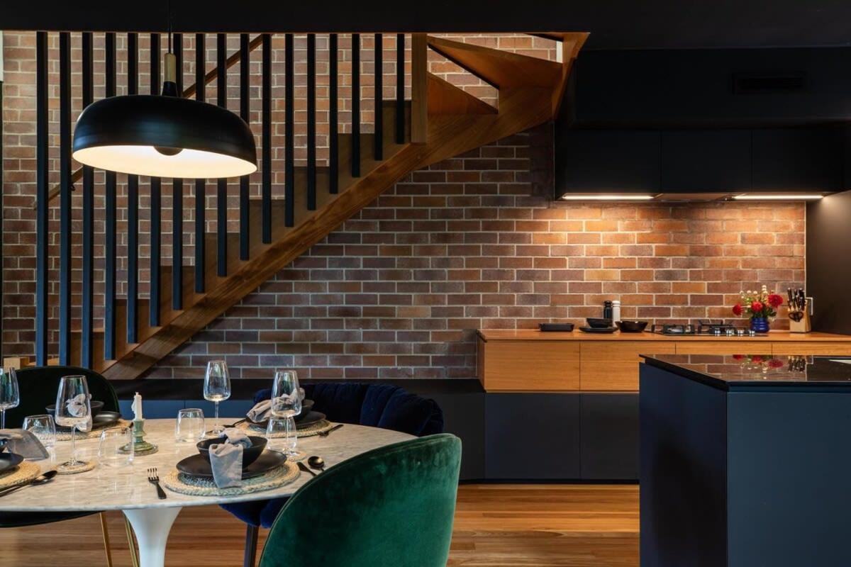 Modern 3br Retreat With Sauna - The Loft * Brisbane
