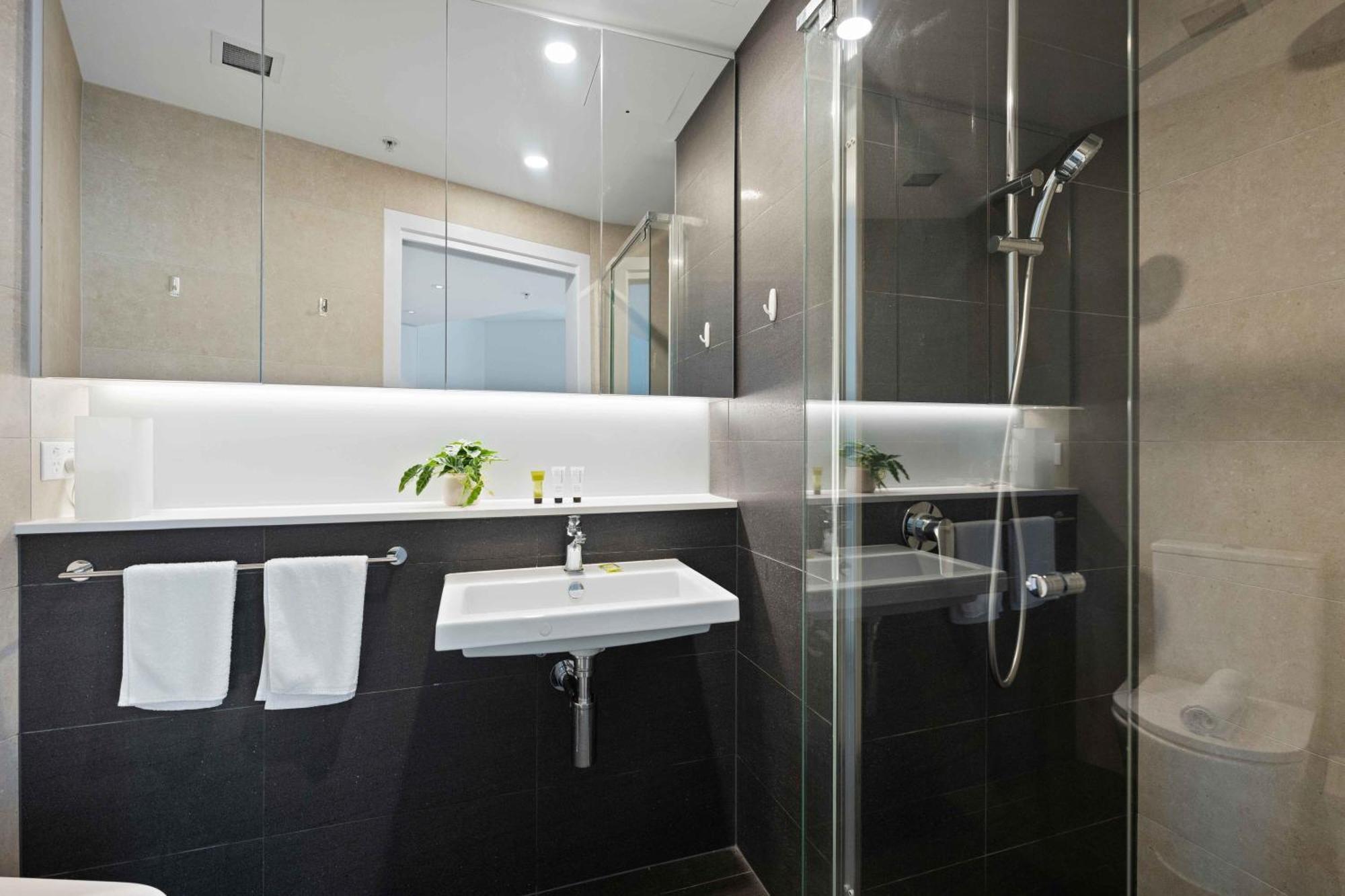 1br In The Heart Of The W Stunning View