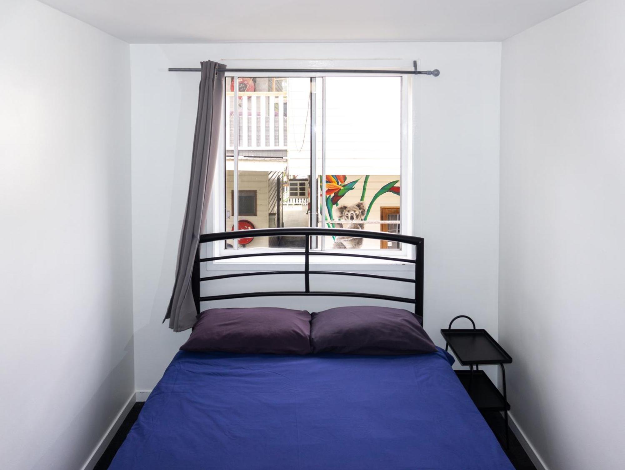 Somewhere To Backpackers Hostel Brisbane