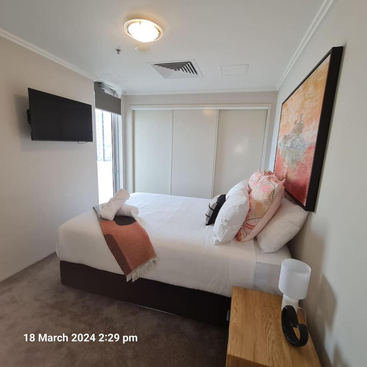 Lux Sub-penthouse With Casino Views Apartment Brisbane