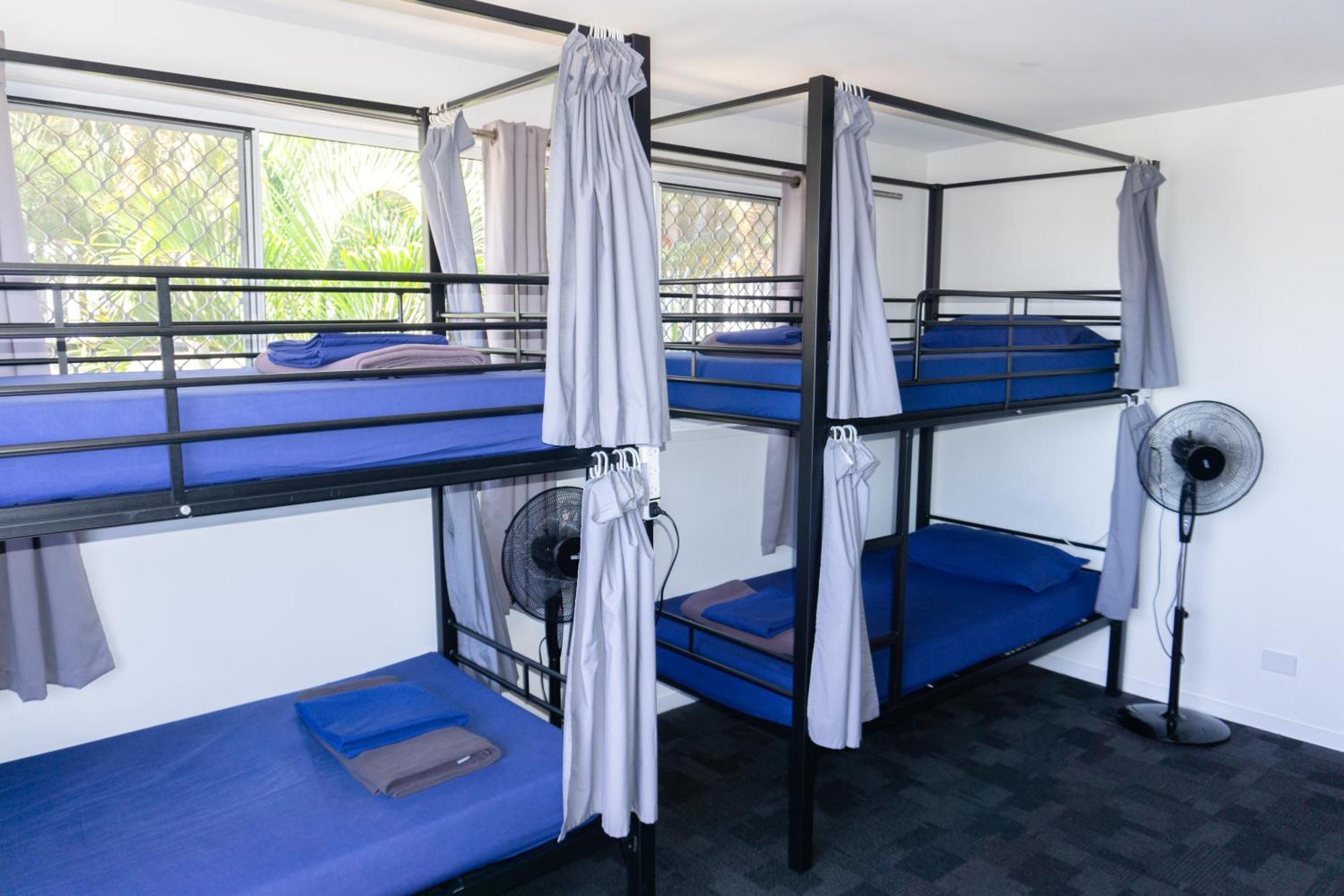 Somewhere To Backpackers Hostel