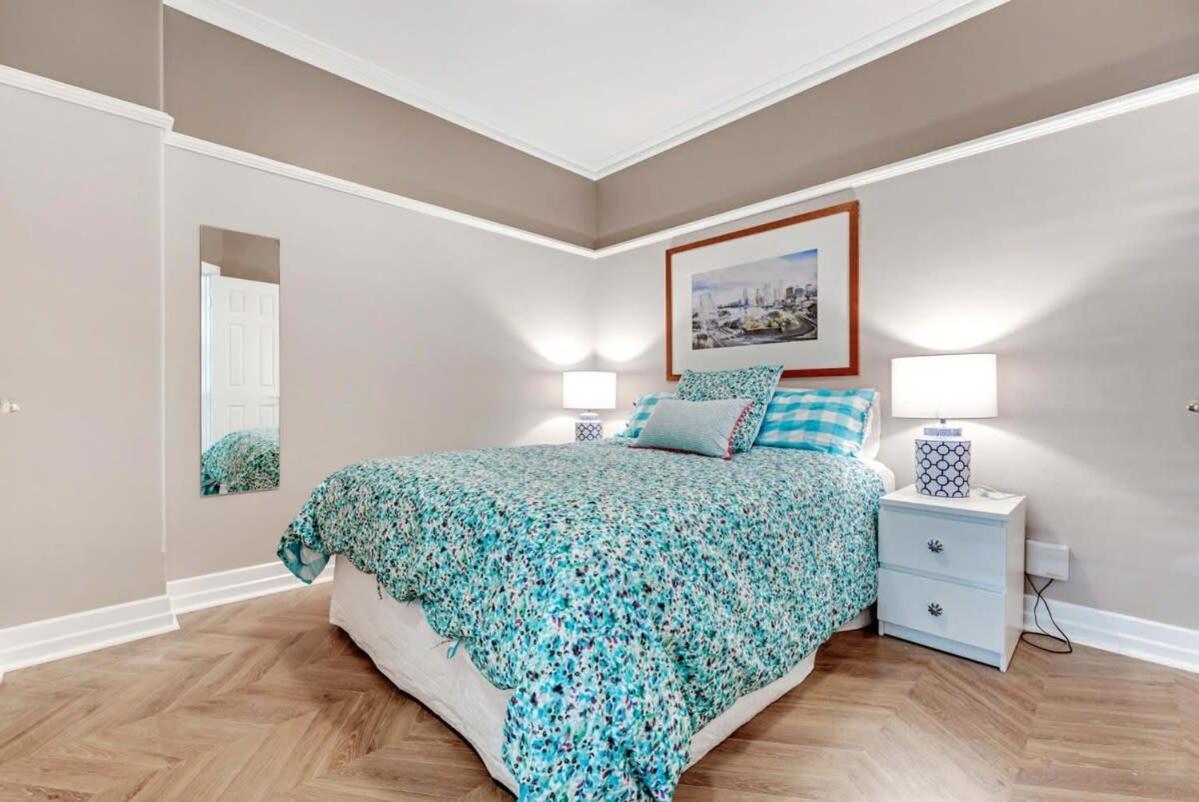 Adina 1br Walk To Queen St Mall Apartamento