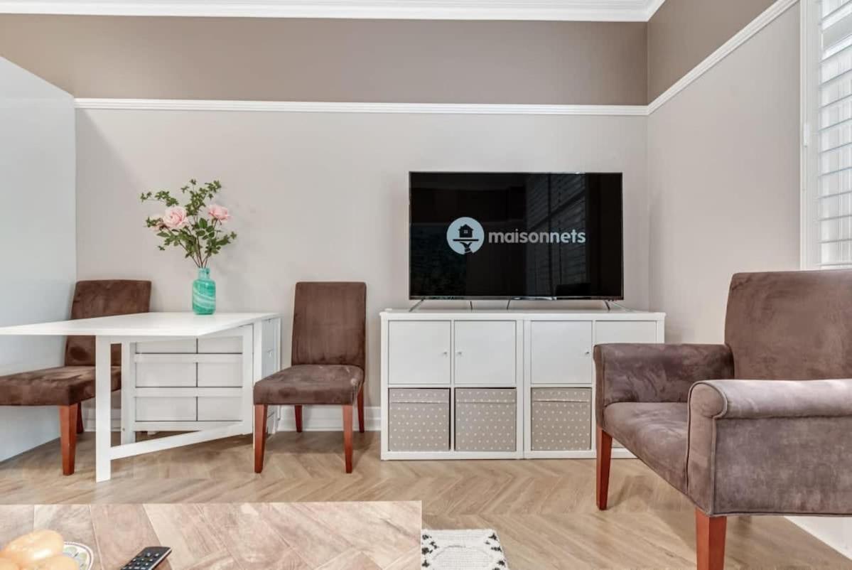 Adina 1br Walk To Queen St Mall Apartamento