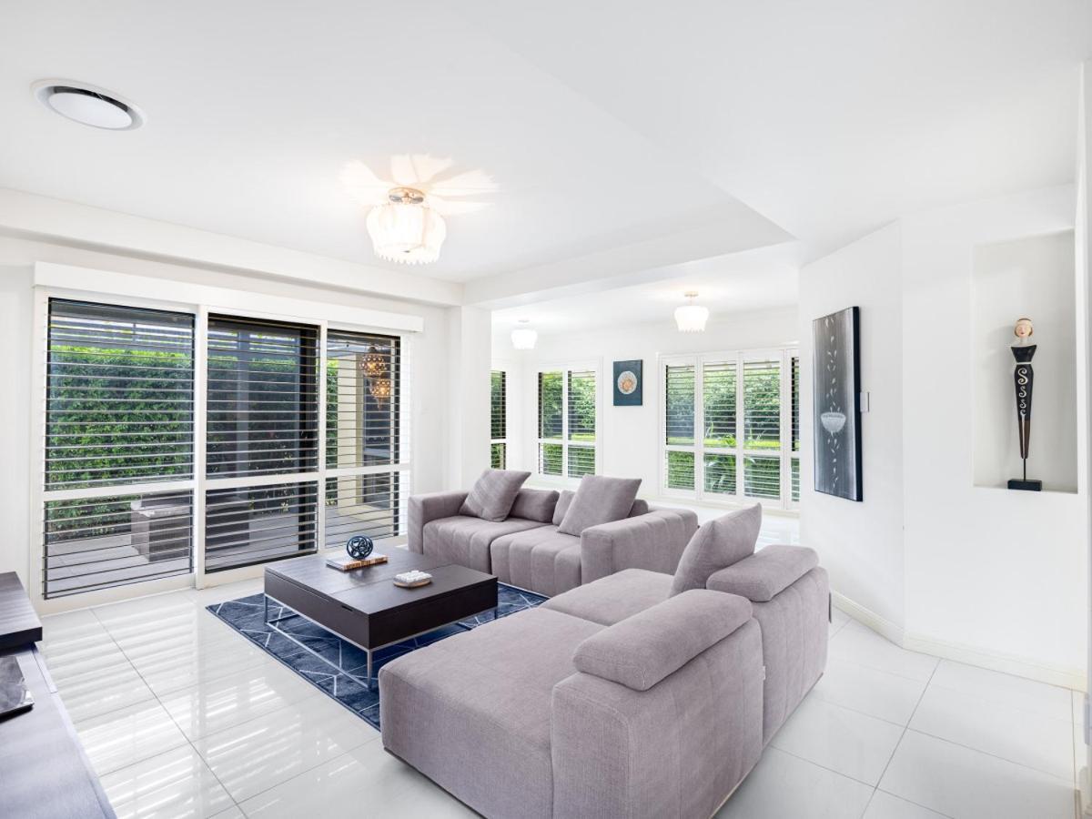 Spacious Comfy 4 Bedroom Near Sunnybank Holiday home
