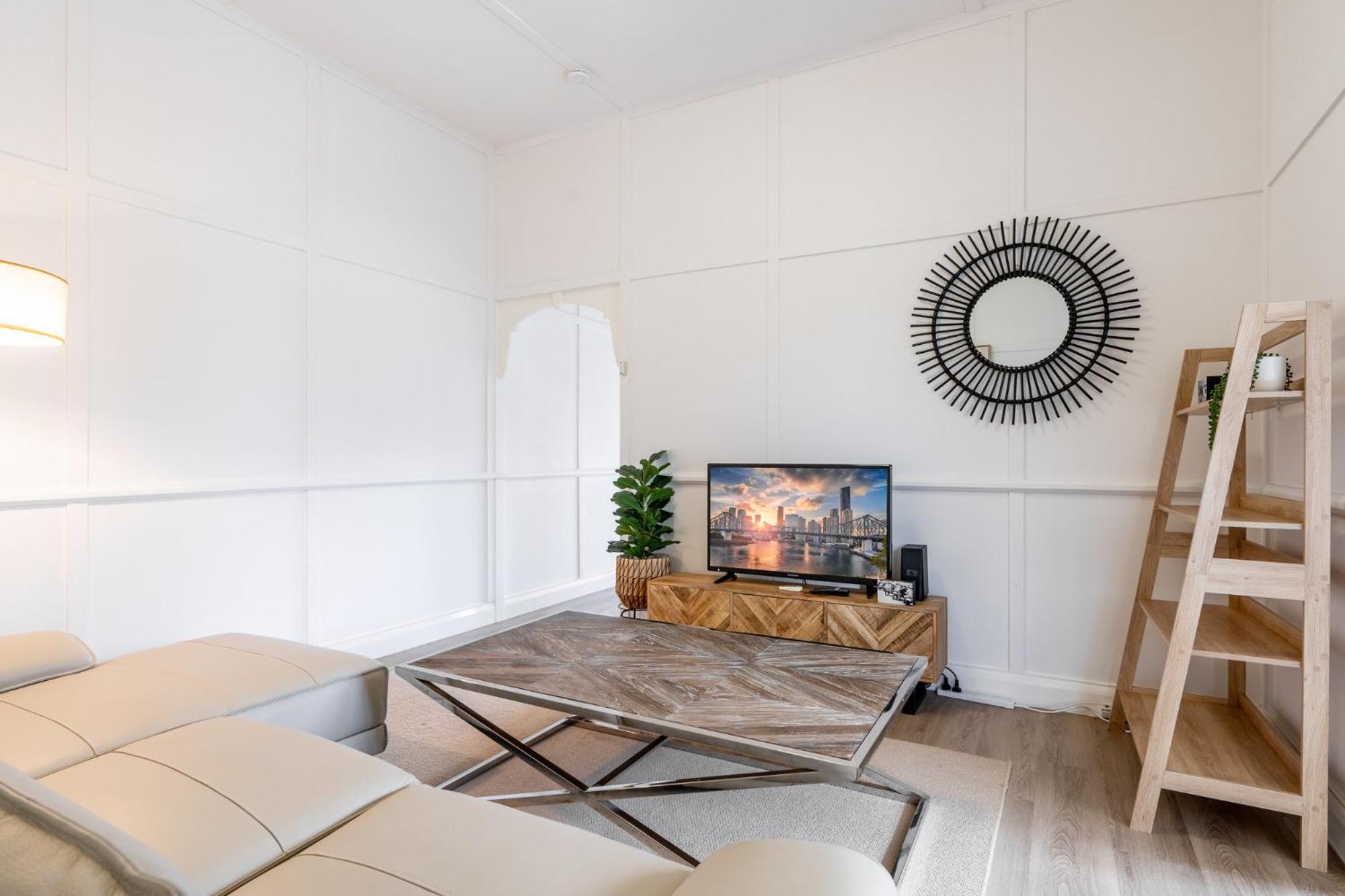 Bright & Cosy 1-bed 15-min From Cbd Holiday home *