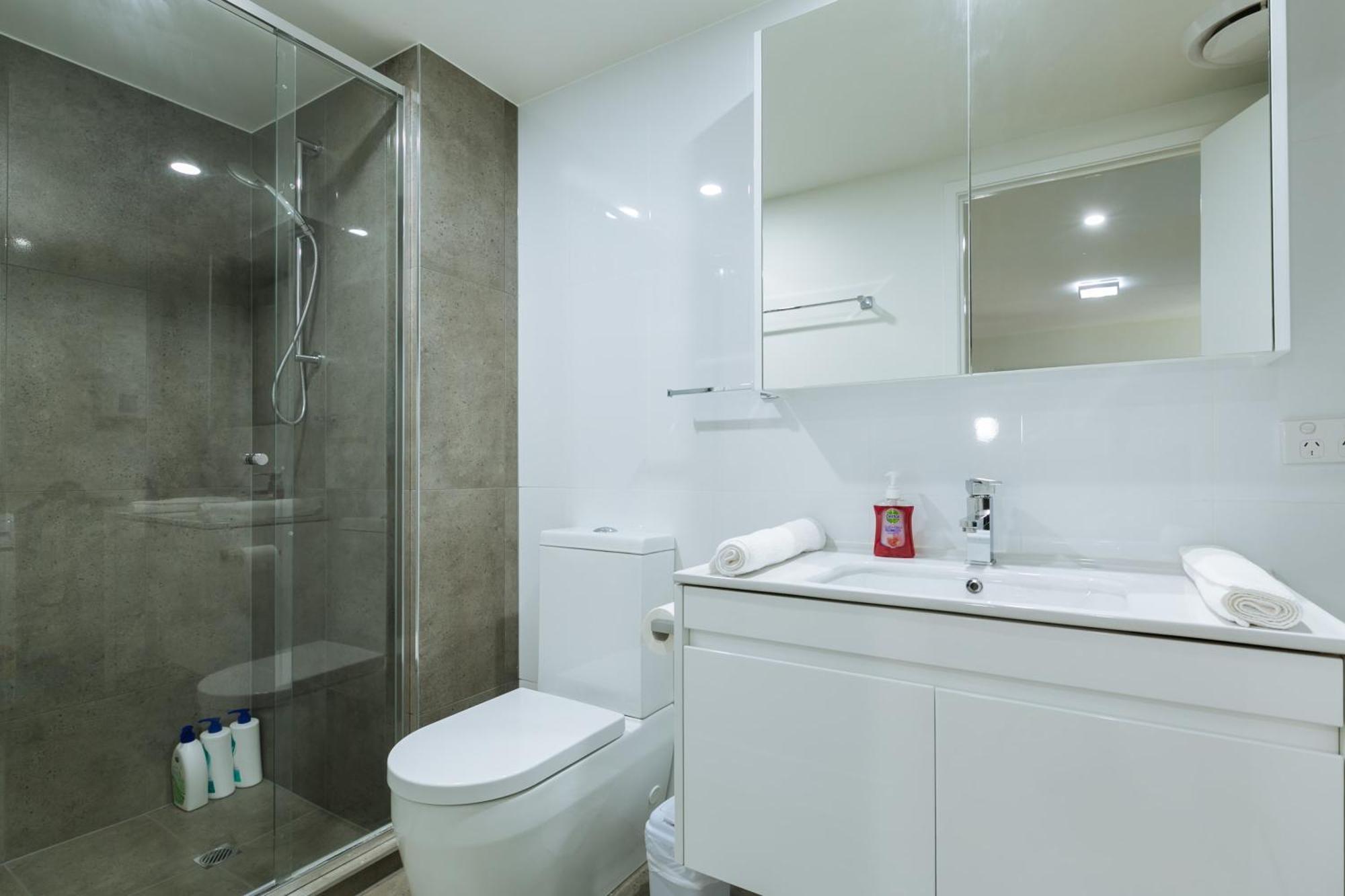 South 2 Bed 2 Bath With Parking