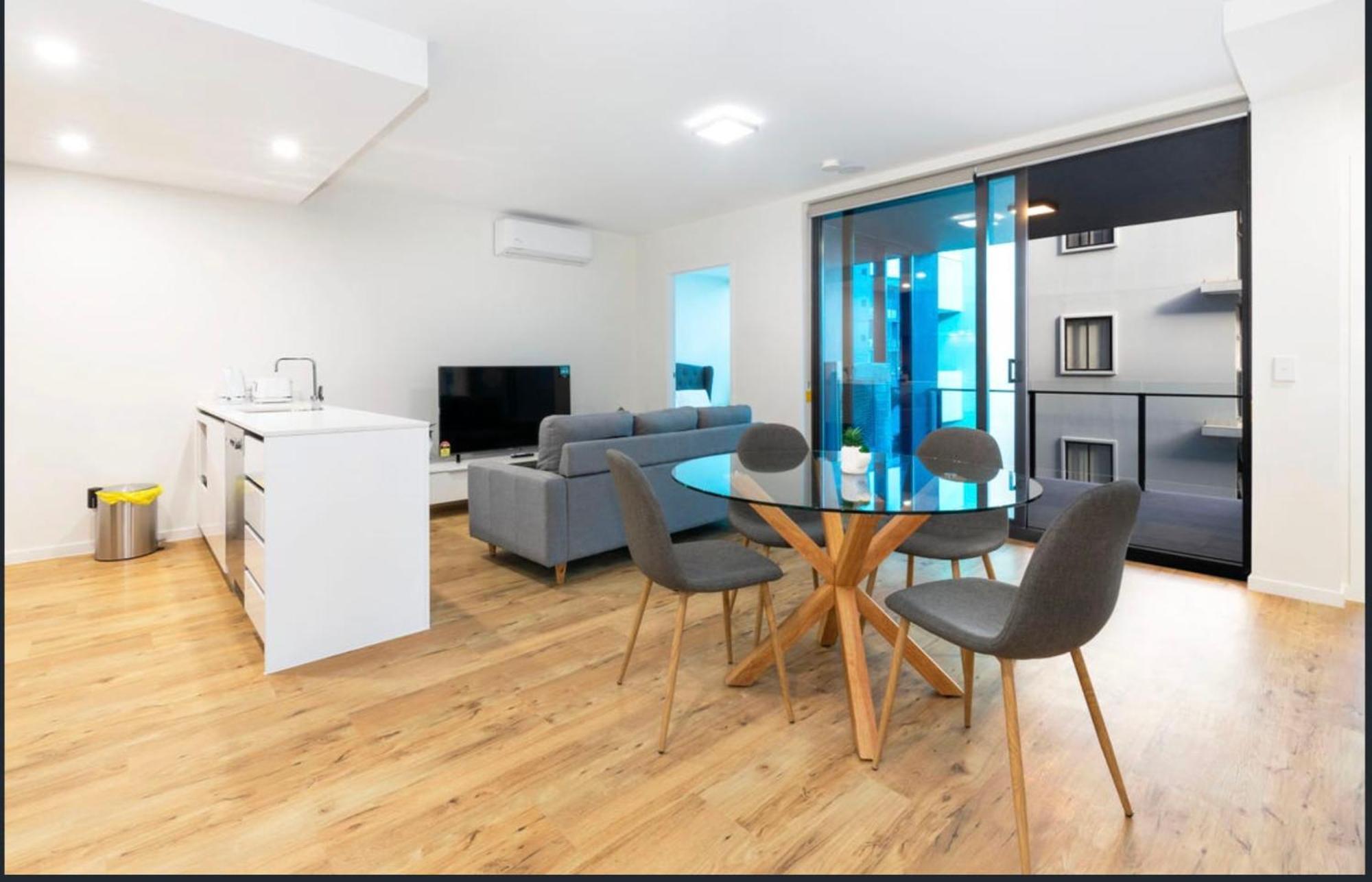 Apartment South 2 Bed 2 Bath With Parking Brisbane