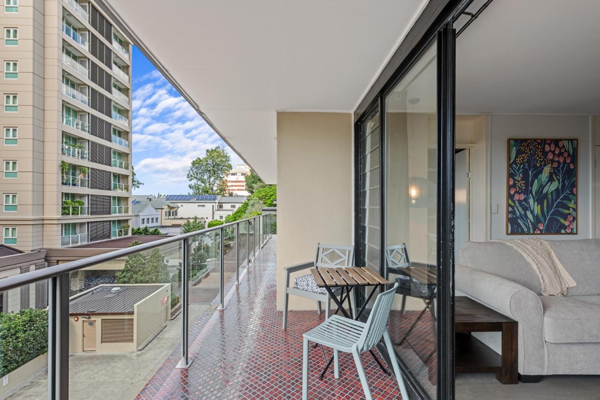 Riverside Luxury Kangaroo Point Apartment *