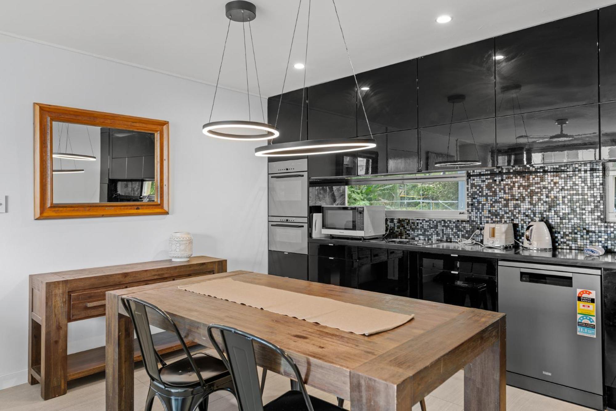 Riverside Luxury Kangaroo Point Apartment Brisbane