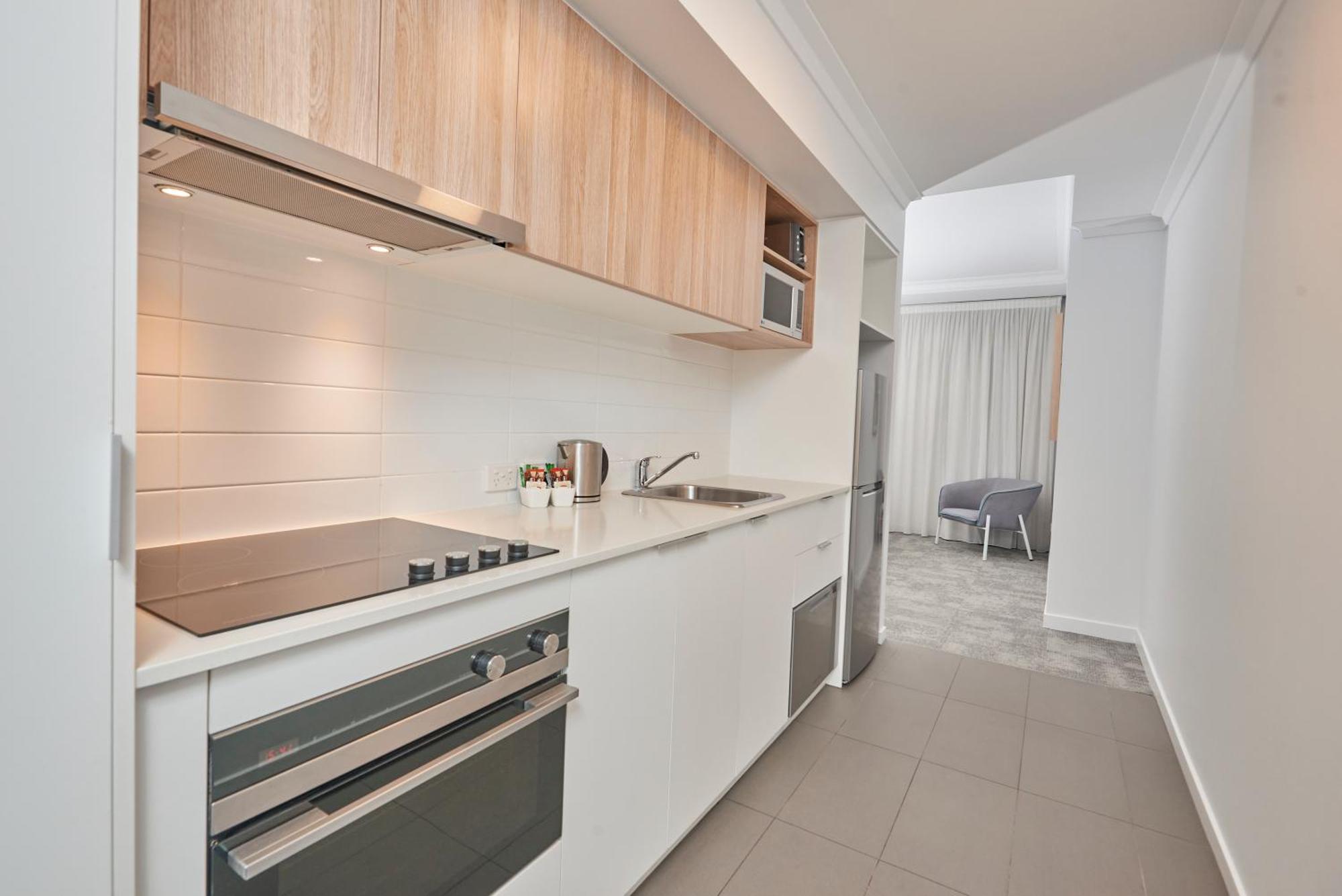 Quest Cannon Hill Aparthotel 4*