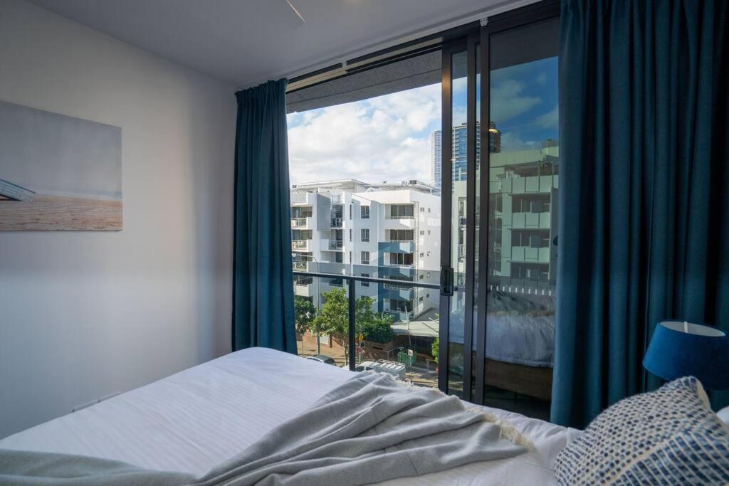 Apartment Brand-new W Pool, Gym And Brisbane