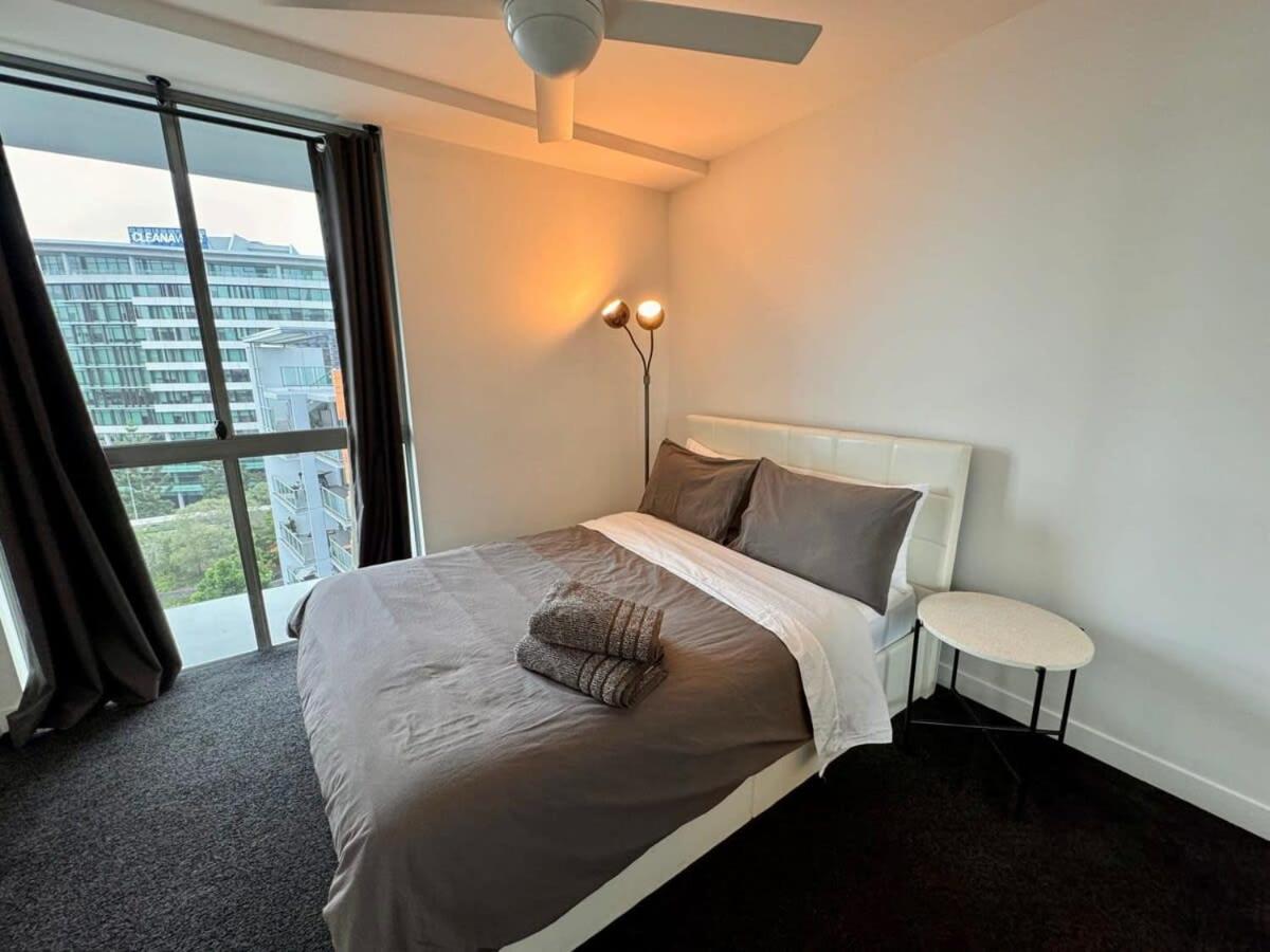 Spacious River View 3 Bdrm With 2 Car Spaces
