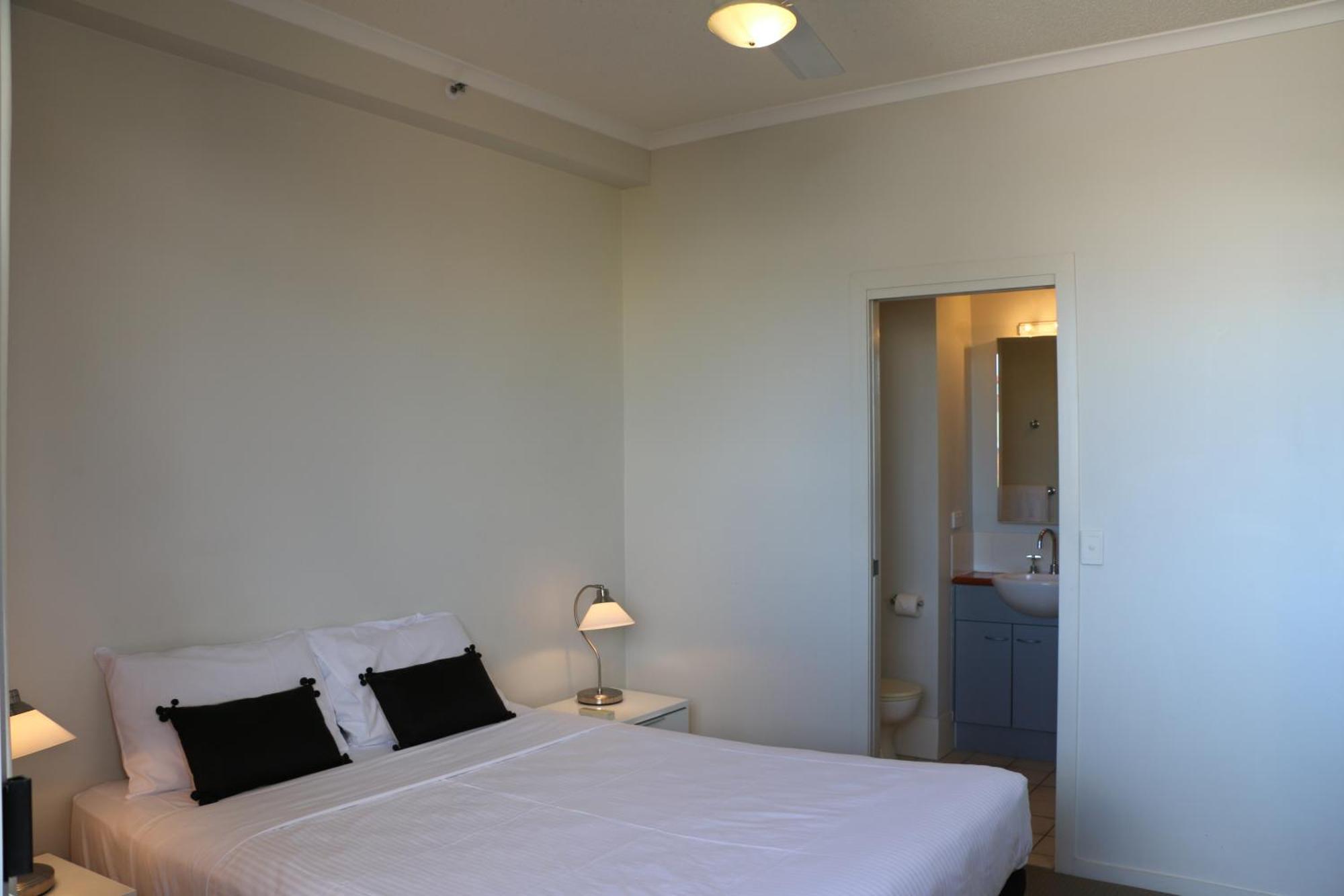 Frisco Aparthotel 4*