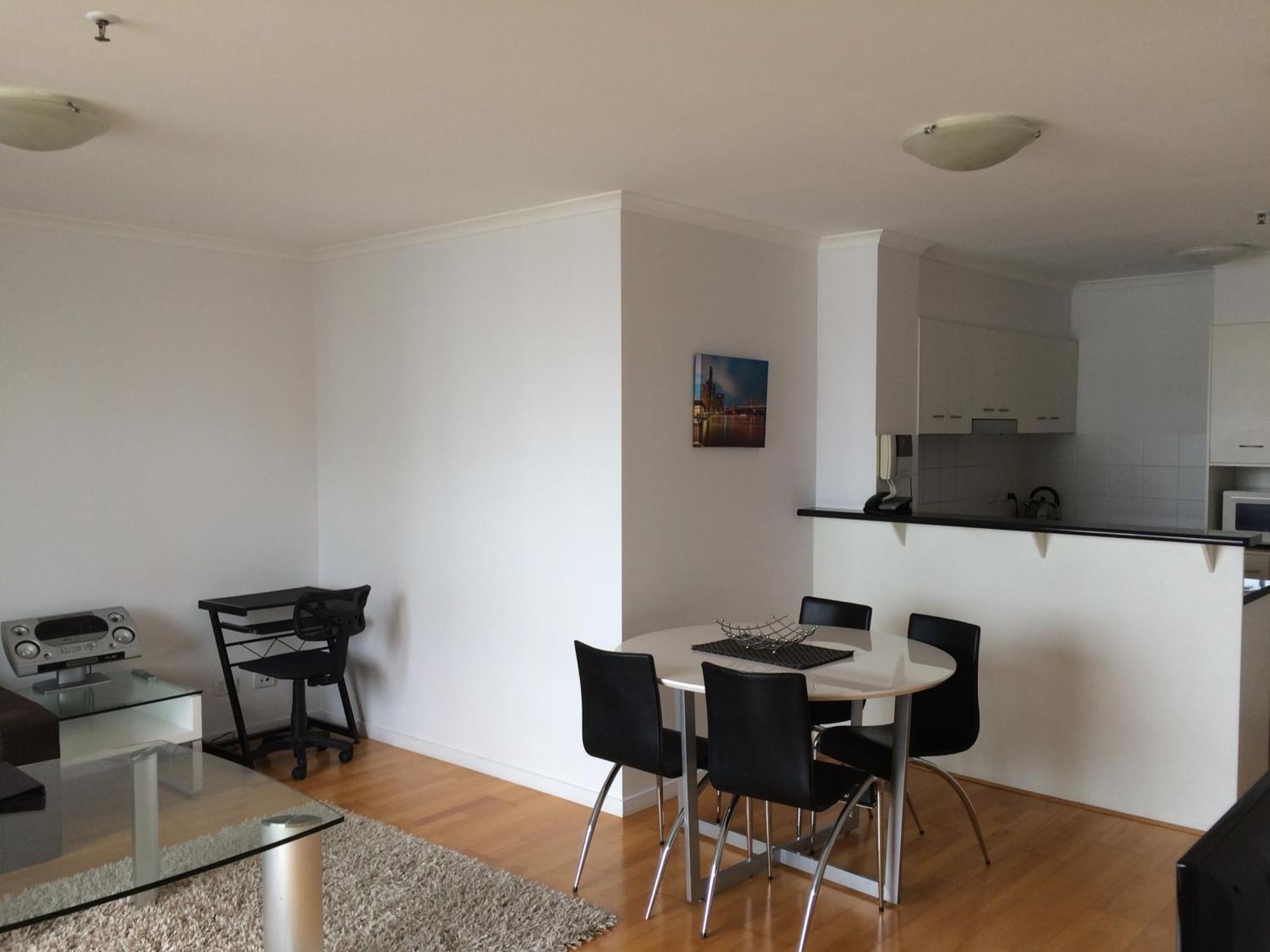 Frisco Aparthotel 4*