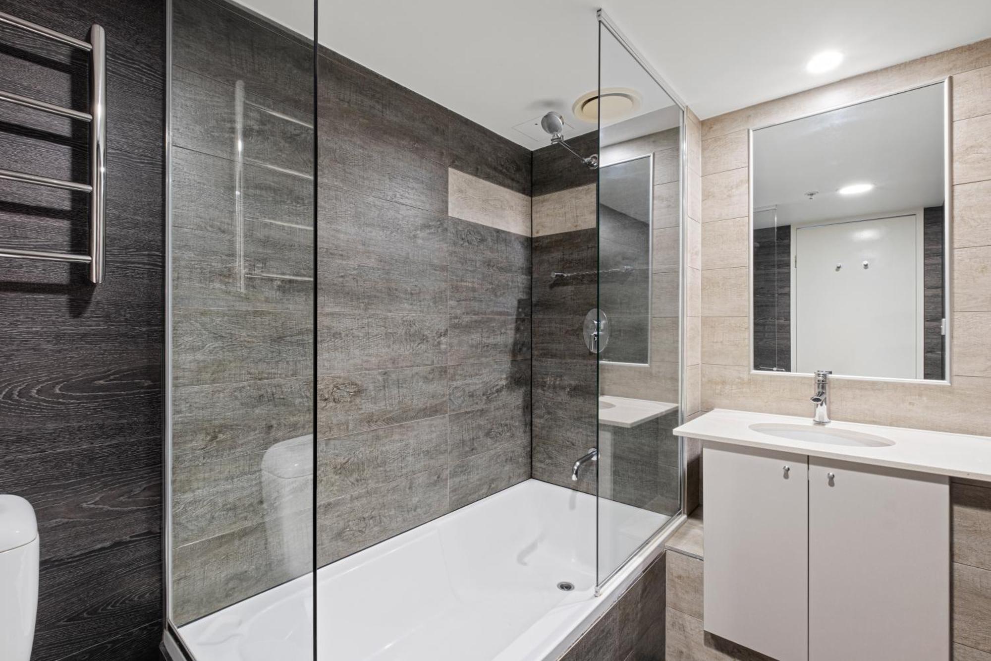 Best Location Cbd & Free Parking * Brisbane