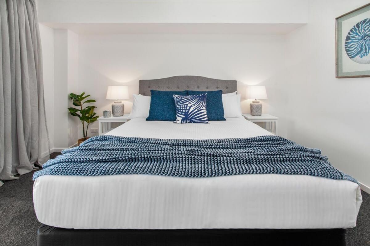Apartment 2-bed Near Cbd With Pool Sauna & Bbq *