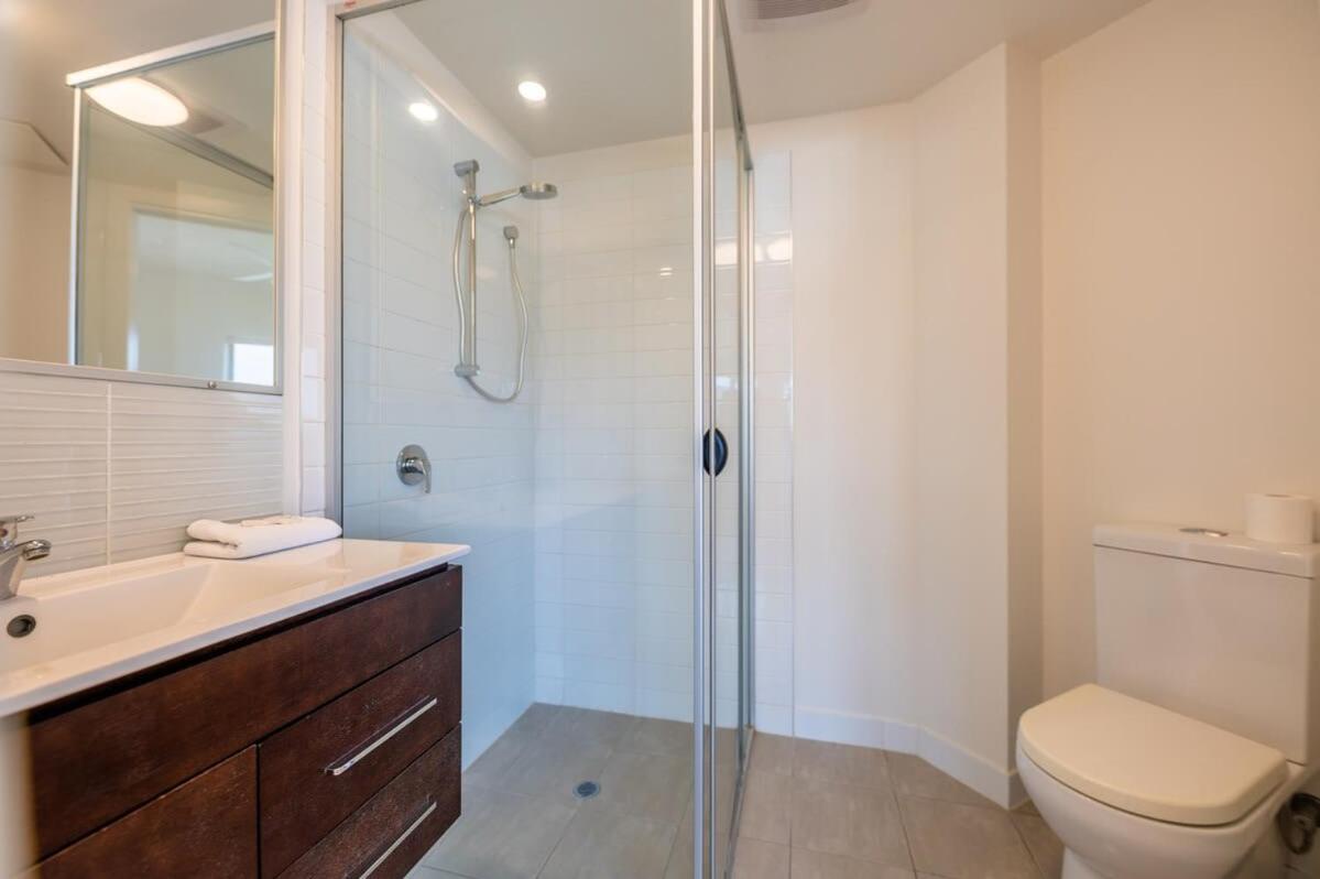 Tranquil 2-bed Inner City Retreat With Parking *