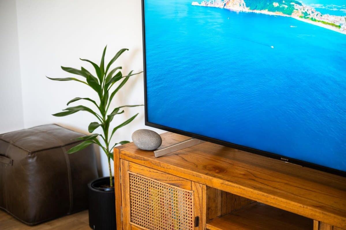 Tranquil 2-bed Inner City Retreat With Parking * Brisbane