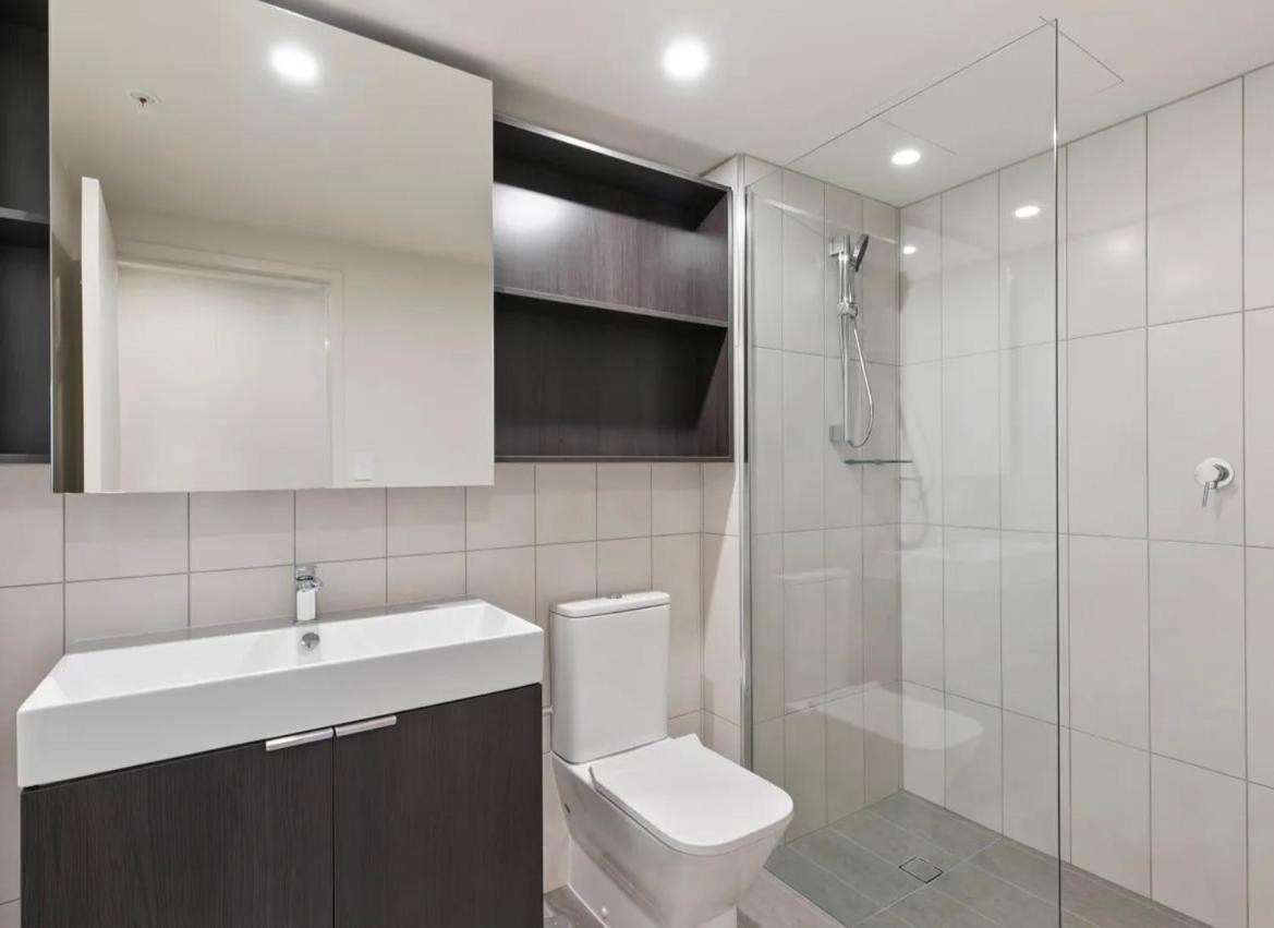 Lvl29 Rooftop Pool Carpark Netflix By Stylish Apartment Brisbane