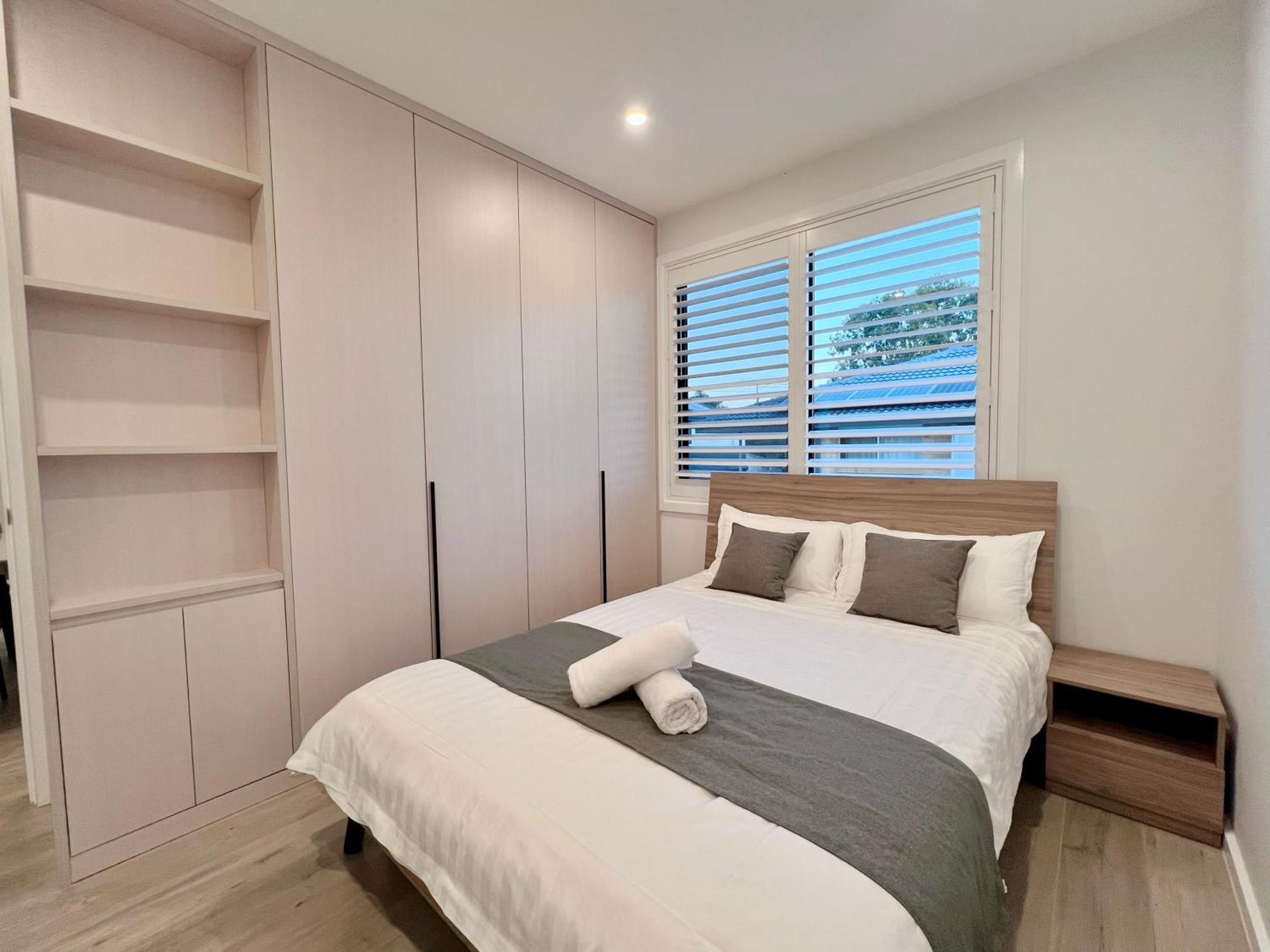 Modern Comfort In Macgregor Villa Brisbane