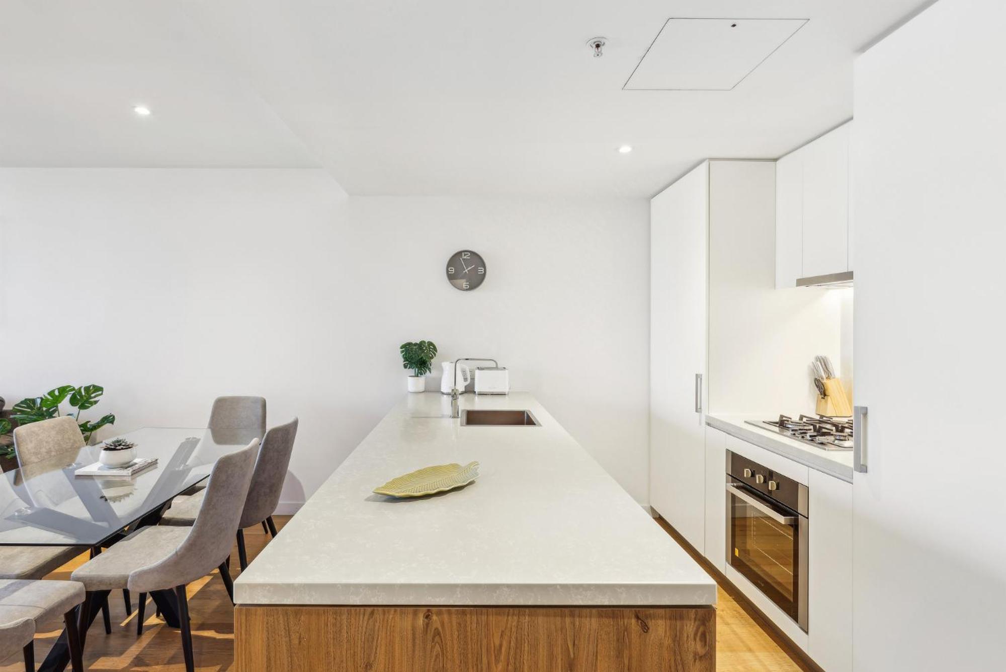 Sophisticated 2-bed With Pool & Gym Apartment Brisbane