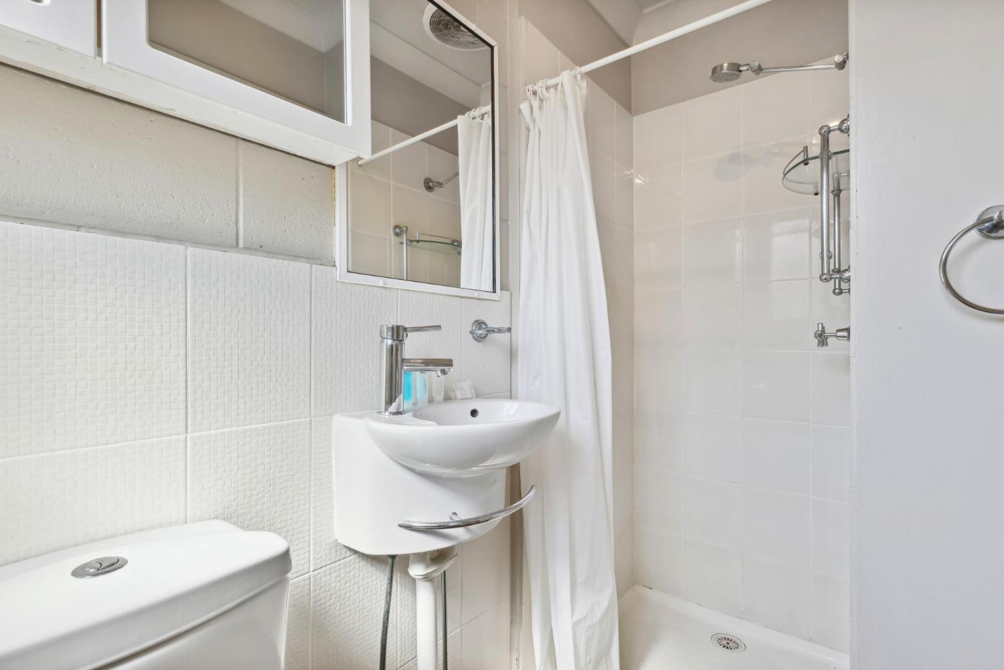 Comfy Near Gabba With Secure Parking Apartment Brisbane