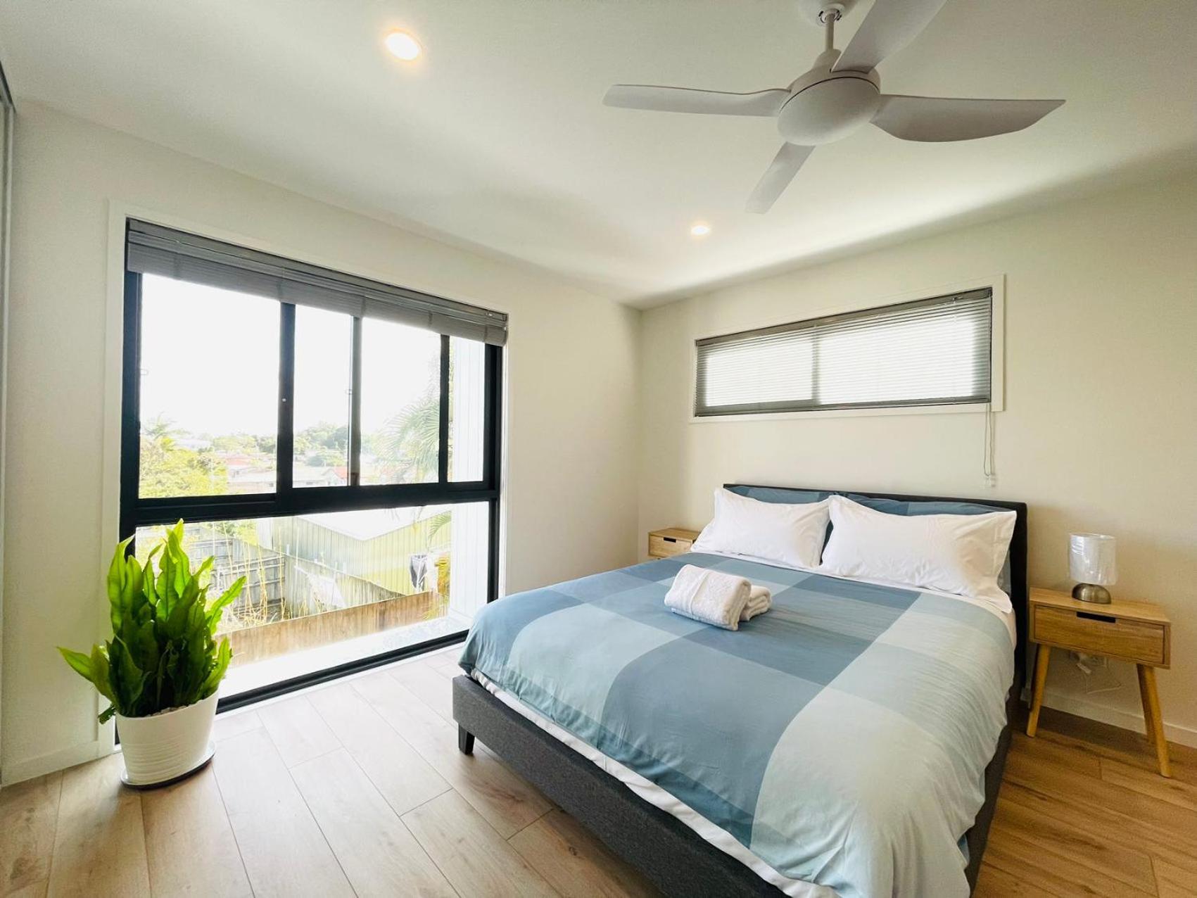 Guest house 262atroughton Brisbane