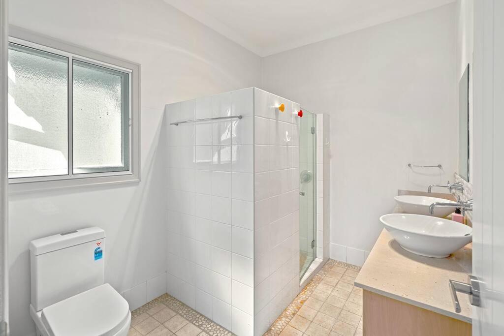 Holiday home Artistic Queenslander With Park Views - Near City! *