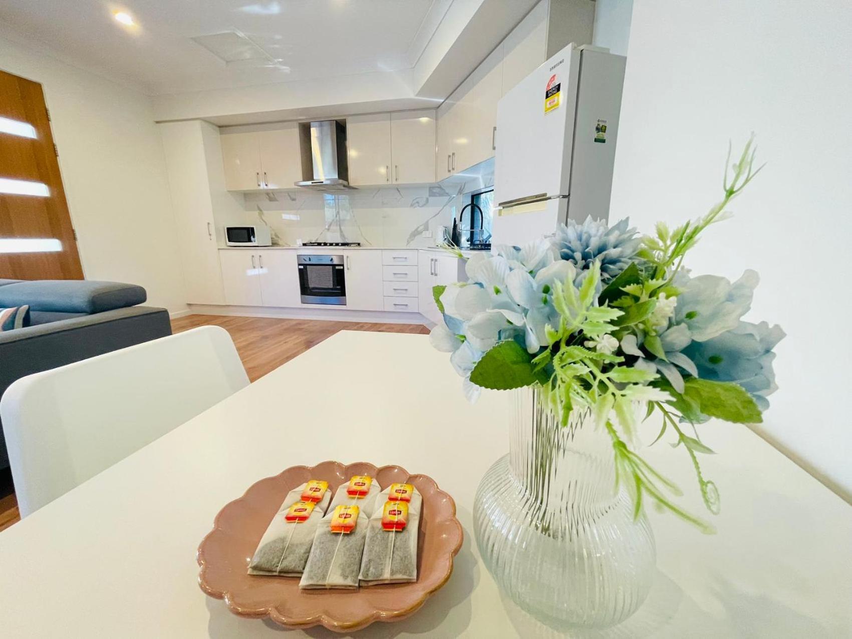 Modern 2 Bedrooms House Close To Qeii Hospital & Grifith Uni Apartamento Brisbane