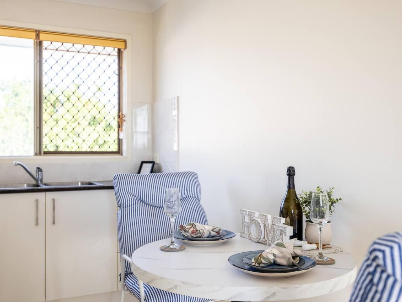 Holiday home Homy Self Contained Unit Sunnybank Cbd Street Parking Brisbane