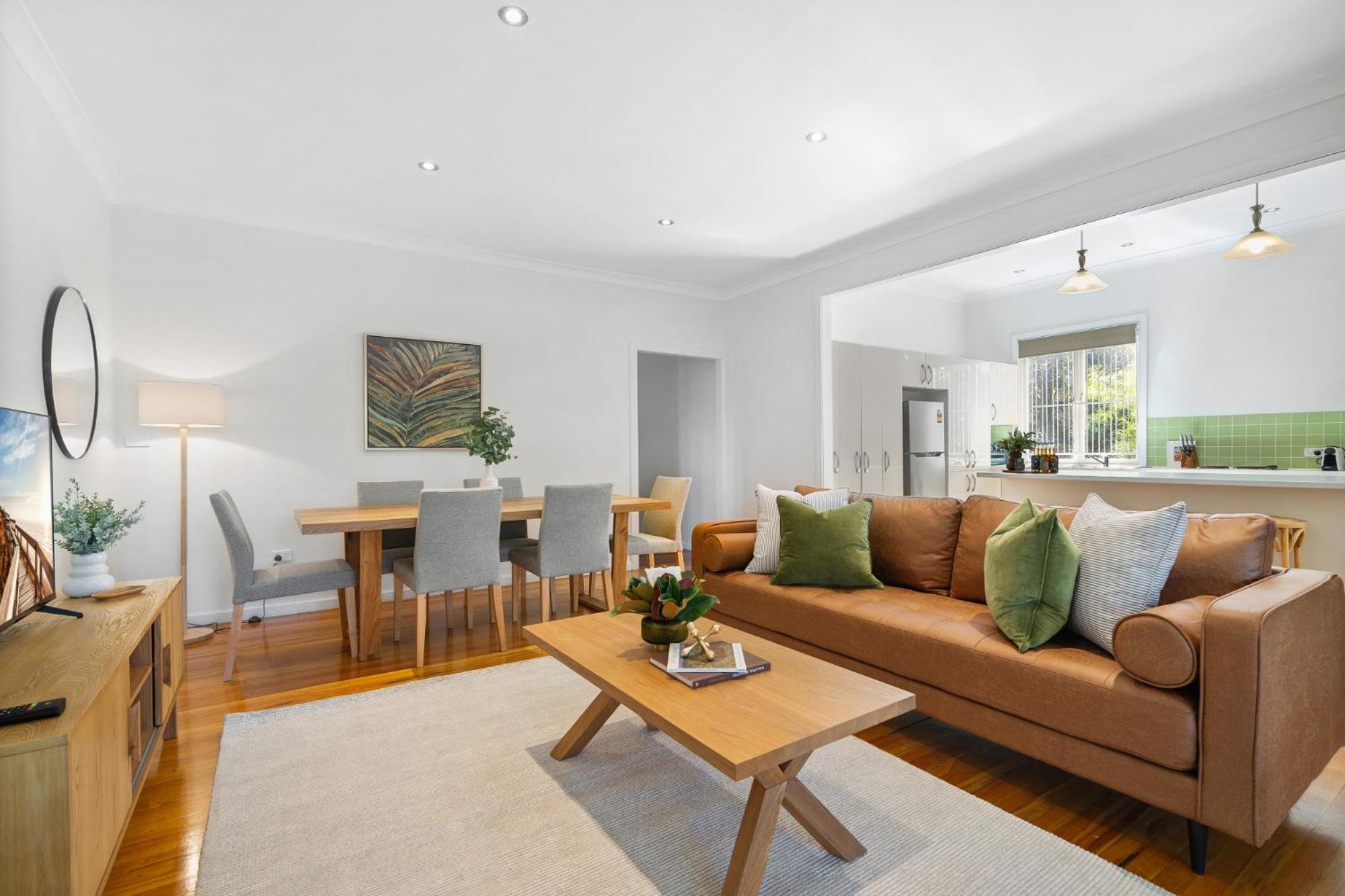 Apartment Bright 3-bed With Garden By Banks Street Reserve *