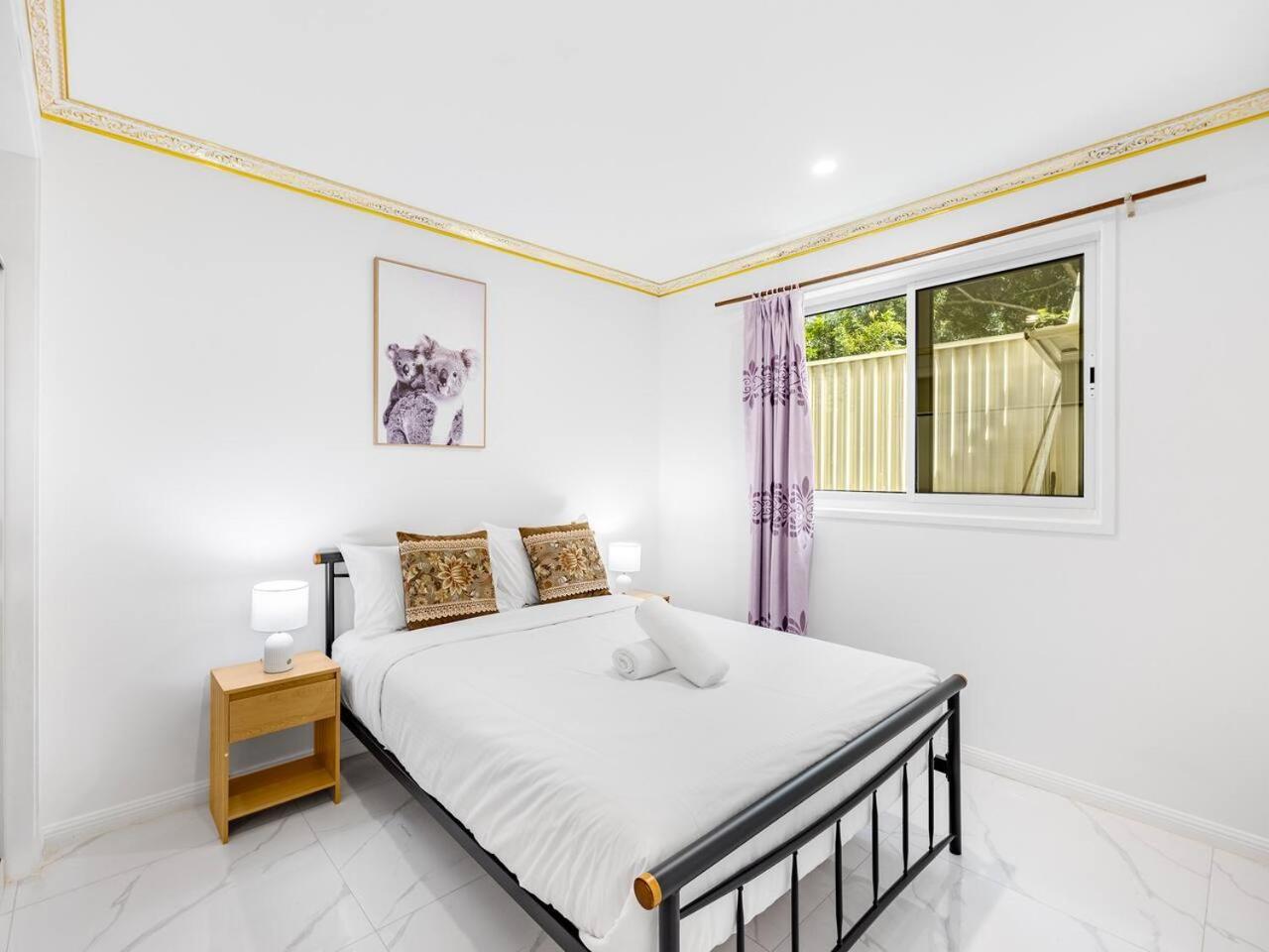 Malls At Doorstep 2-bed Unit In Heart Of Cannon Hill