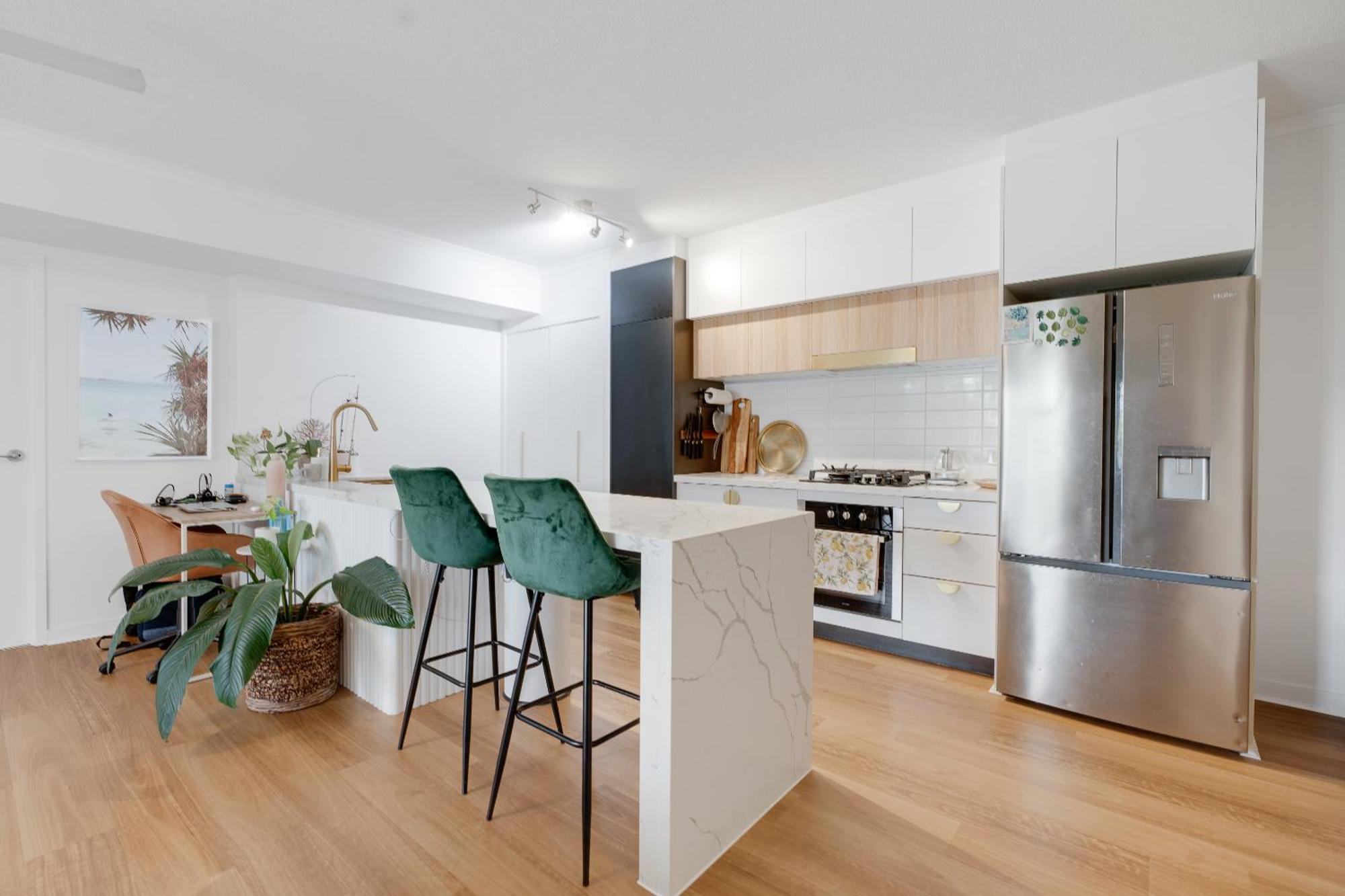 Modern 2br In Vibrant Apartment Brisbane