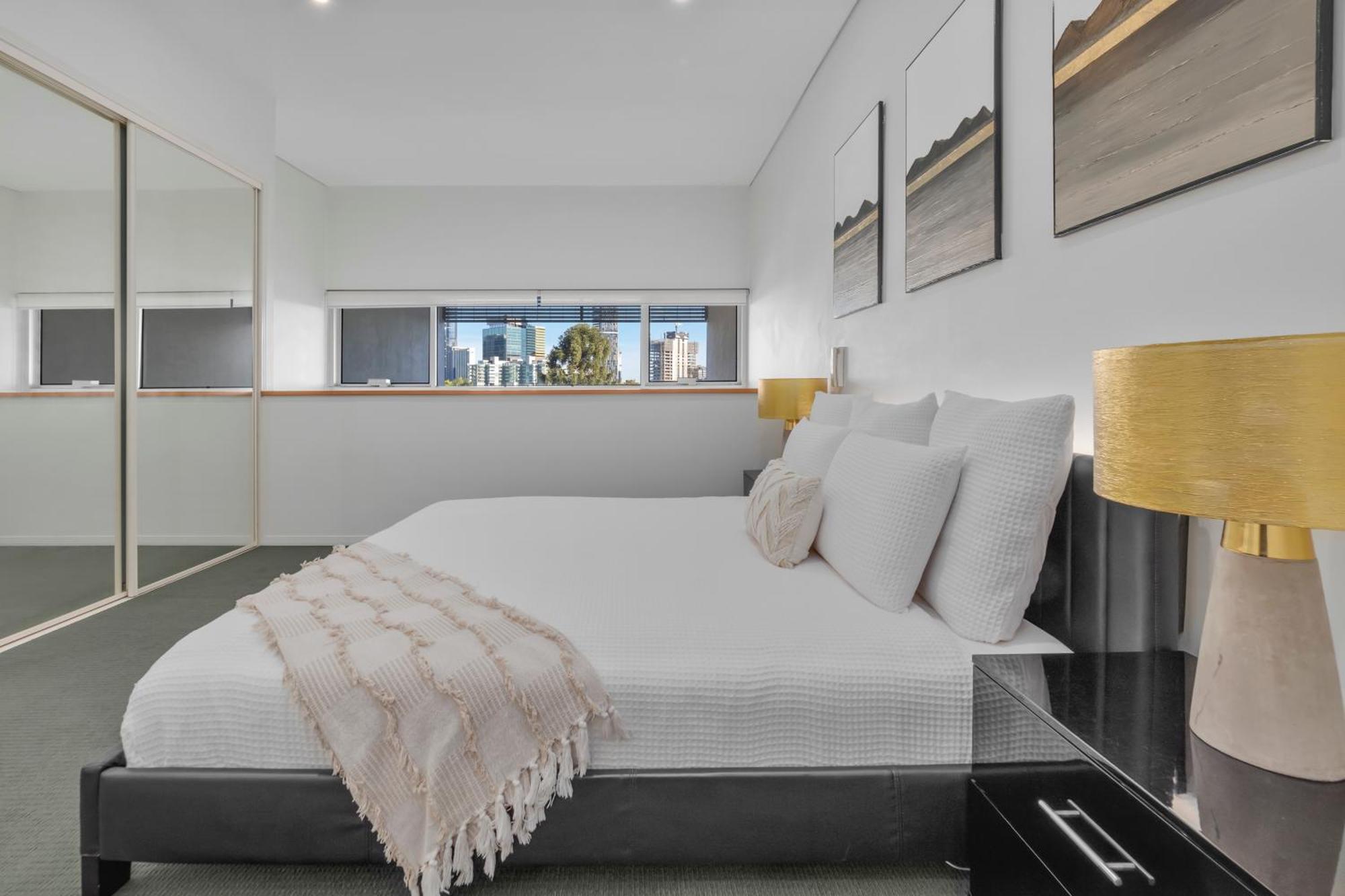 Apartamento Entire 2 Bedroom Penthouse With Carpark *