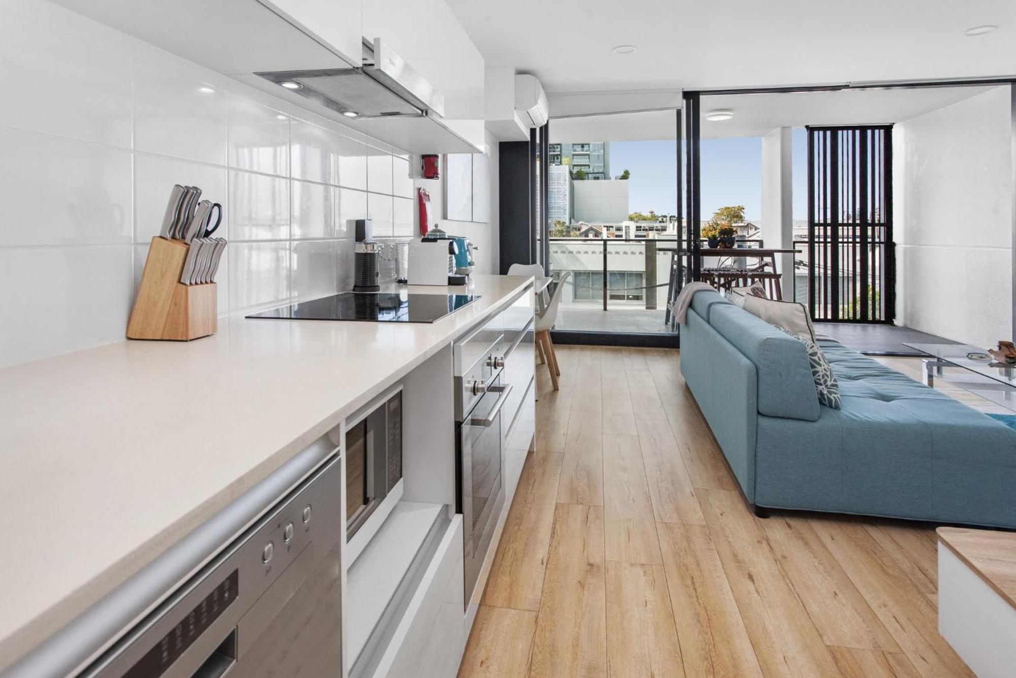Apartment Spacious 2-bed Unit With Balcony Next To The Gabba