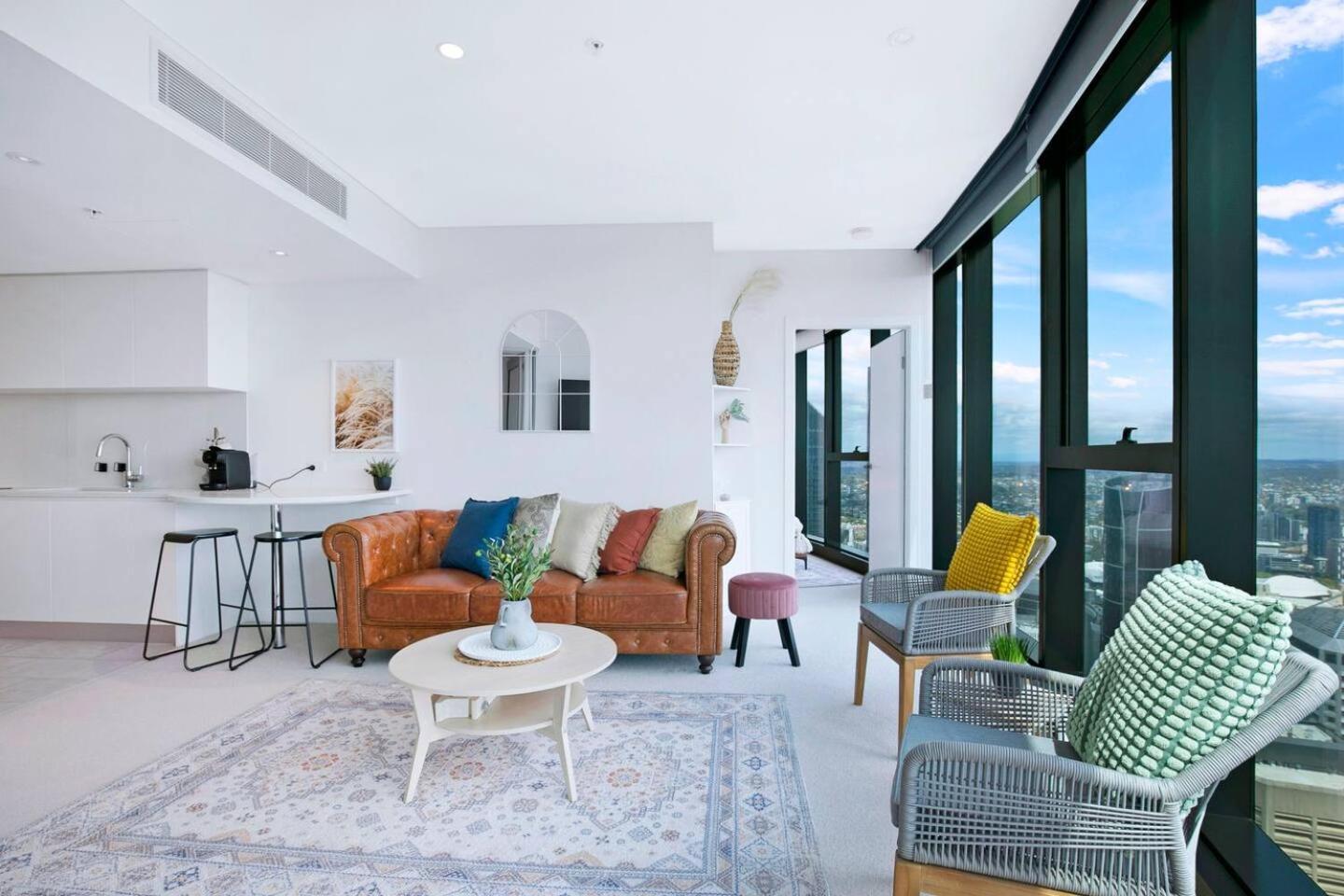 Margaret In The Sky - An Exceptional Urban Retreat