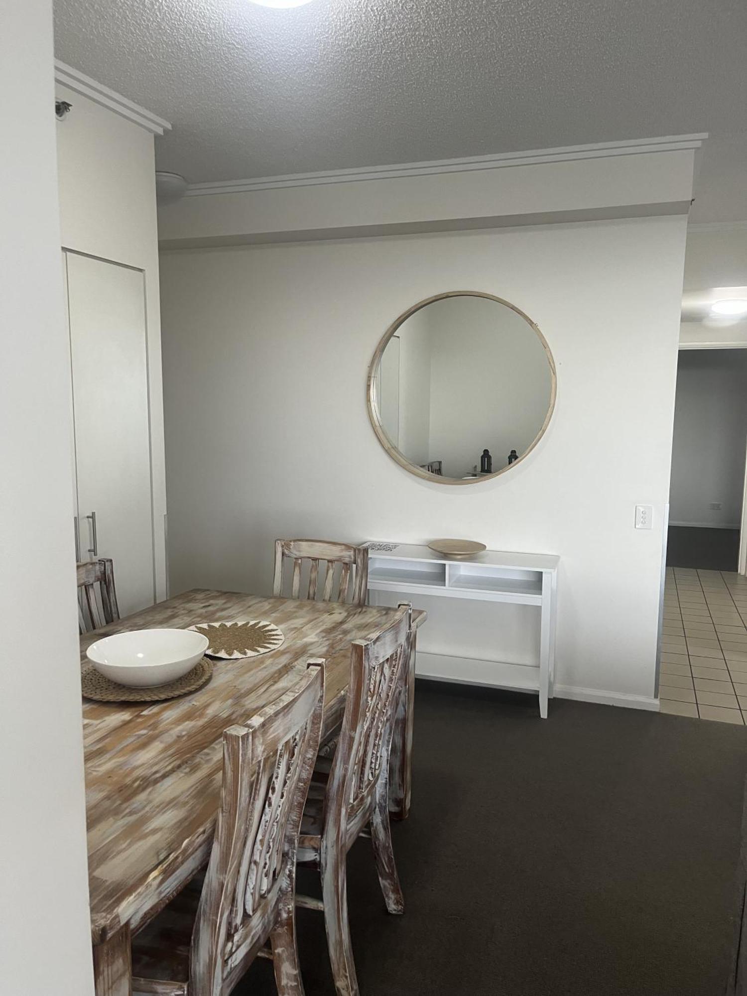 Urban Cbd Elegance With River&botanic Garden Views Brisbane