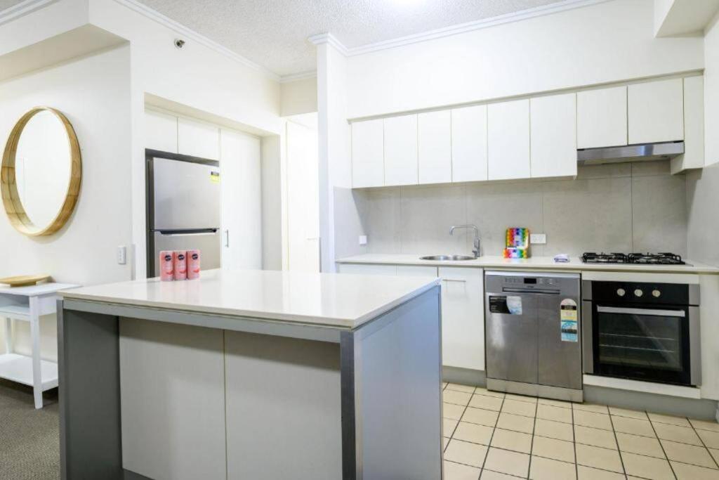 Urban Cbd Elegance With River&botanic Garden Views Apartment *