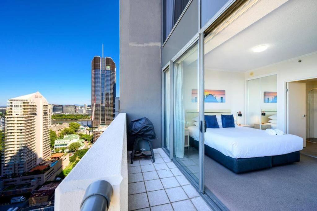 Urban Cbd Elegance With River&botanic Garden Views Apartment Brisbane